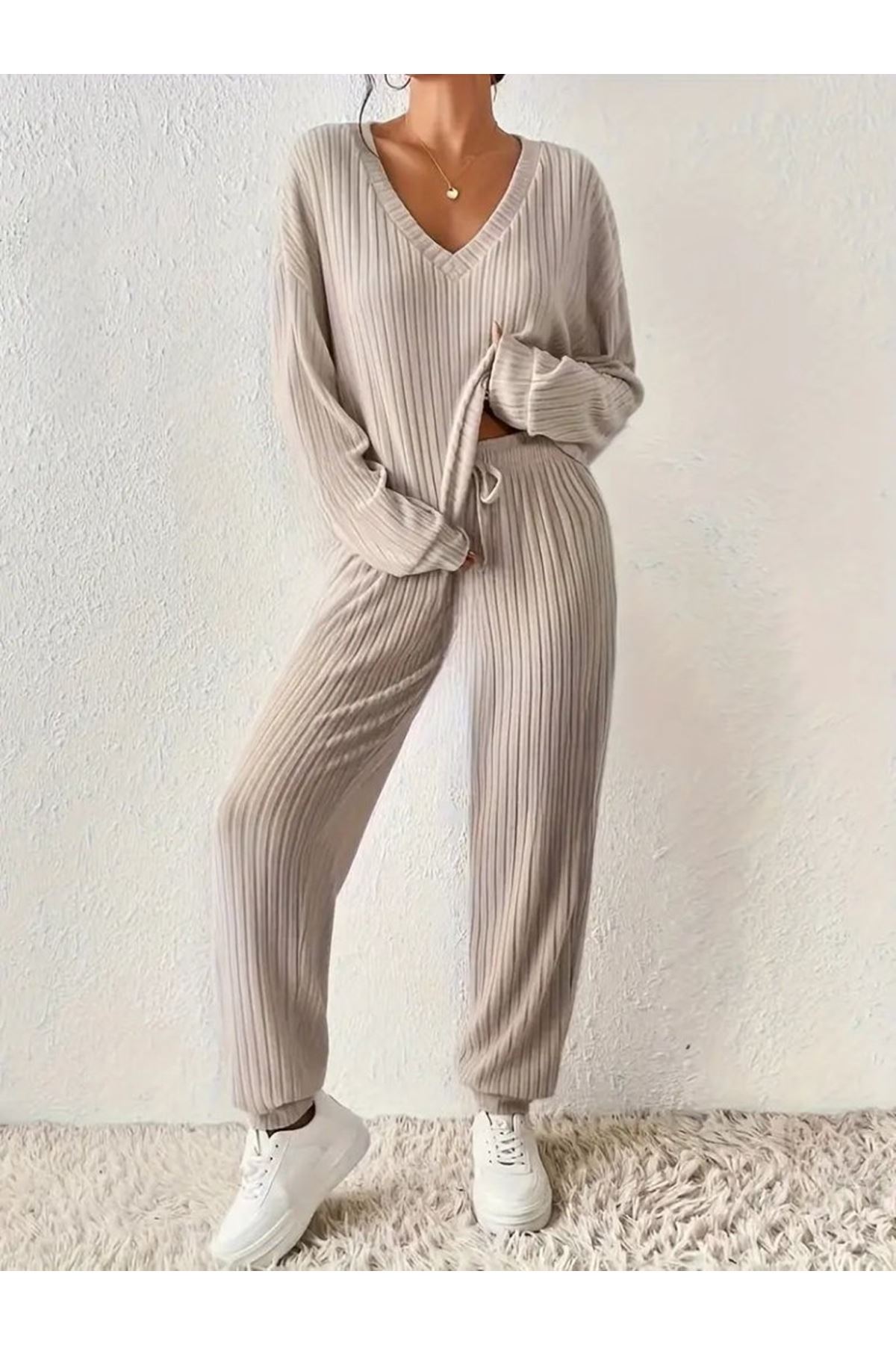 Kadın Uzun Kollu V Yakalı Kaşkorse Bluz Ve Pantolon Ikili Takım