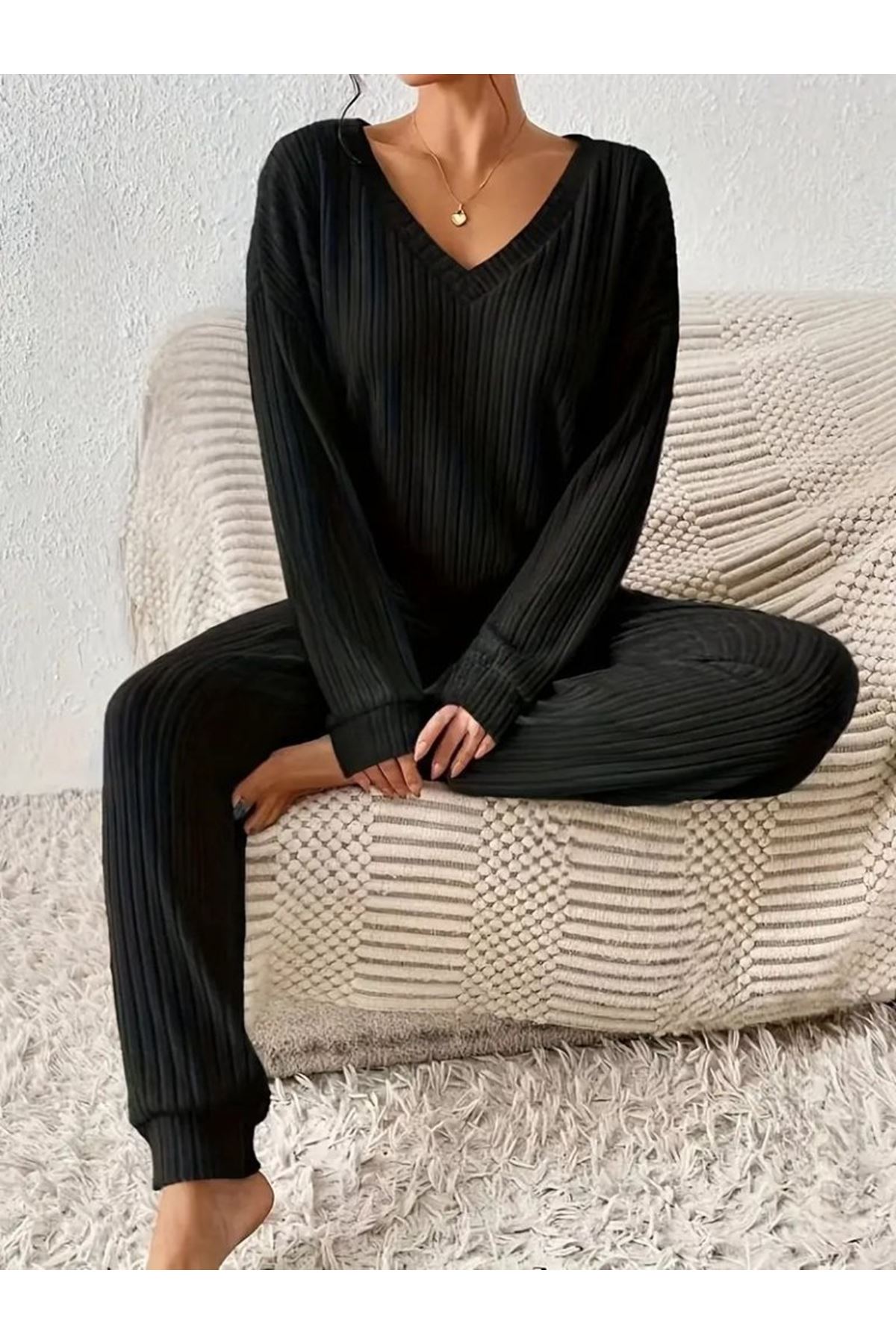 Kadın Uzun Kollu V Yakalı Kaşkorse Bluz Ve Pantolon Ikili Takım