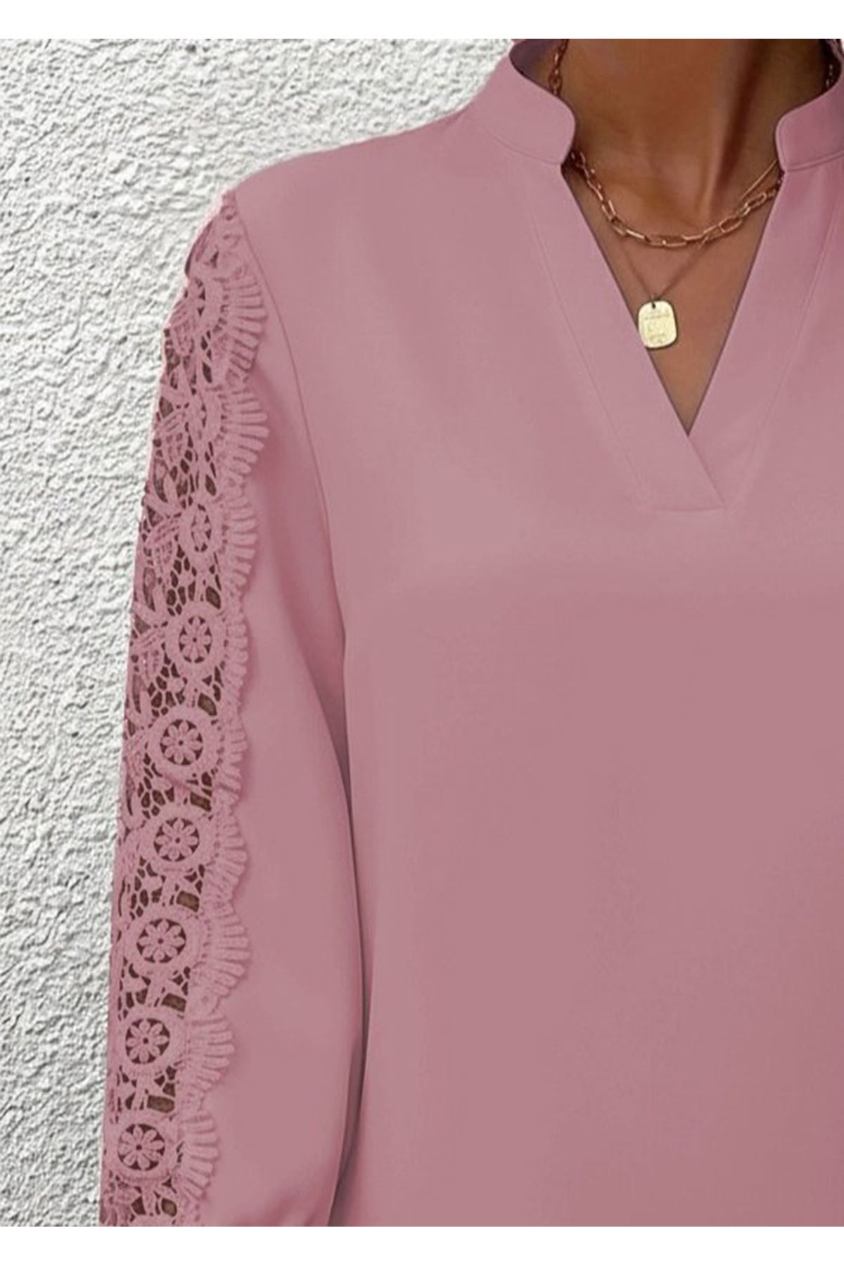 Kadın Uzun Kollu Hakim Yaka Kolları Dantel Detaylı Ithal Krep Bluz