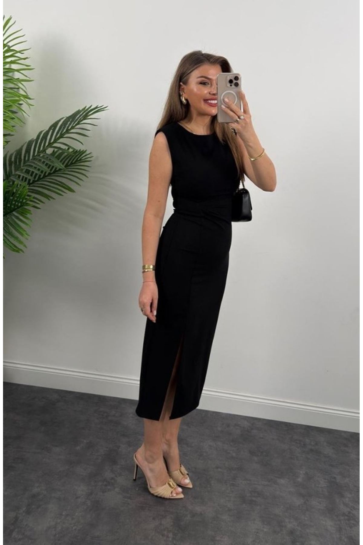 Kadın Askılı Kolsuz Belden Büzgülü Yırtmaçlı Midi Janjan Krep Elbise