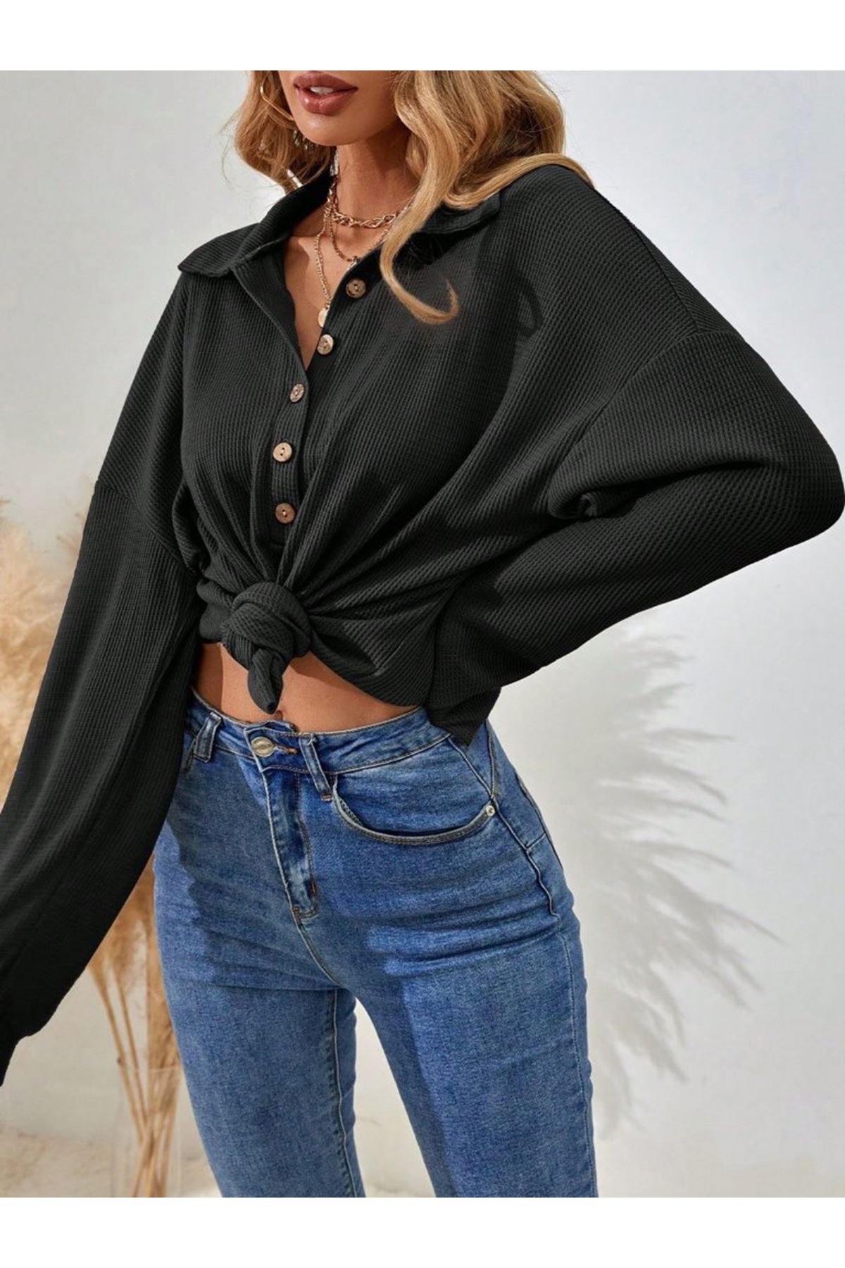 Kadın Uzun Kollu Yakalı Düğmeli Salaş Waffle Bluz