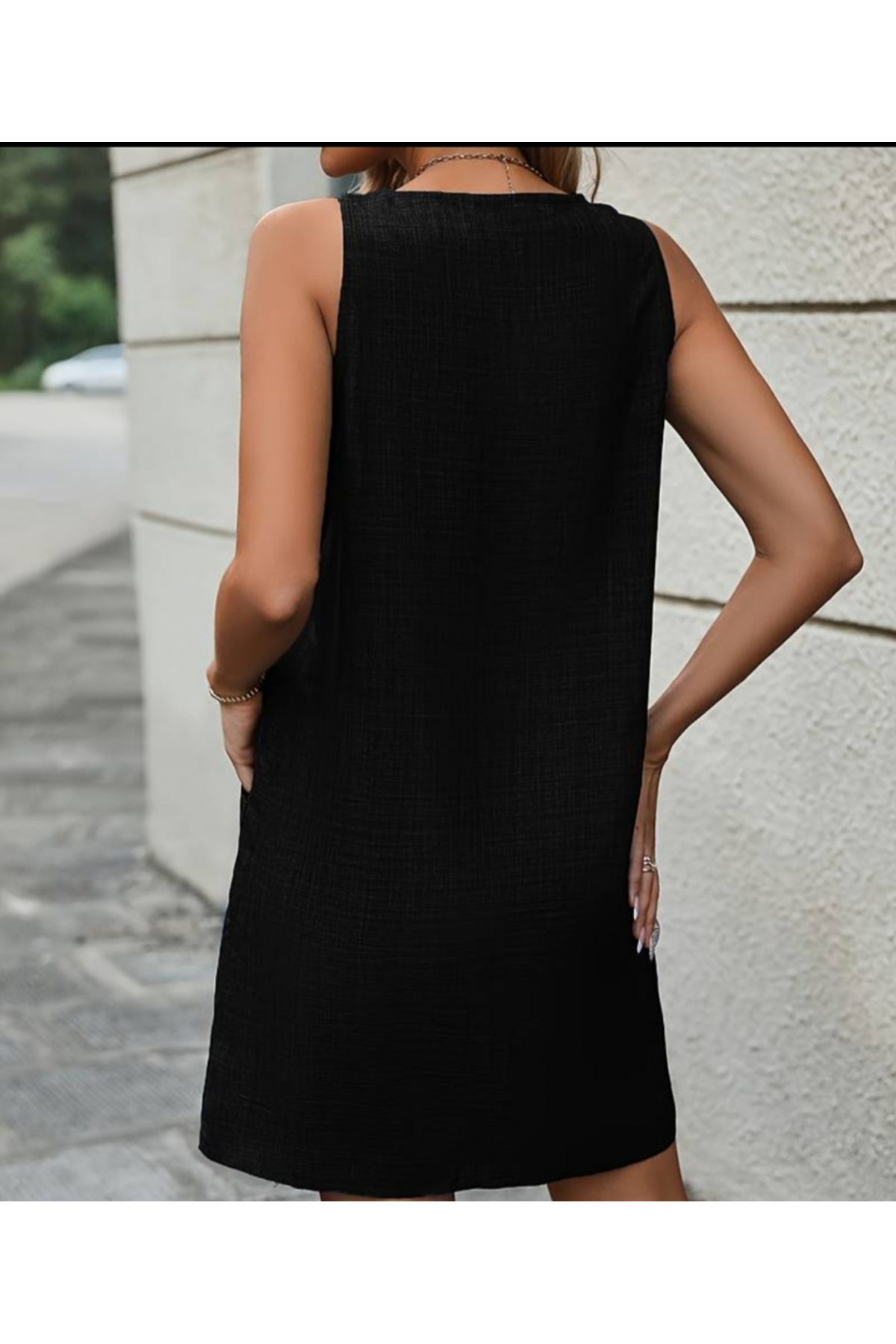 Kadın Kolsuz Kalın Askılı Düğme Detay Cepli Keten Elbise