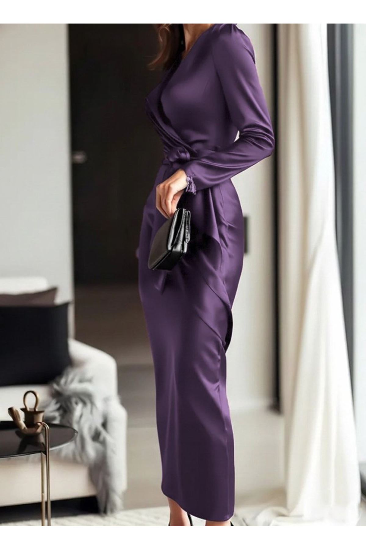 Kadın Uzun Kollu Kruvaze Yakalı Beli Kuşaklı Uzun Saten Elbise
