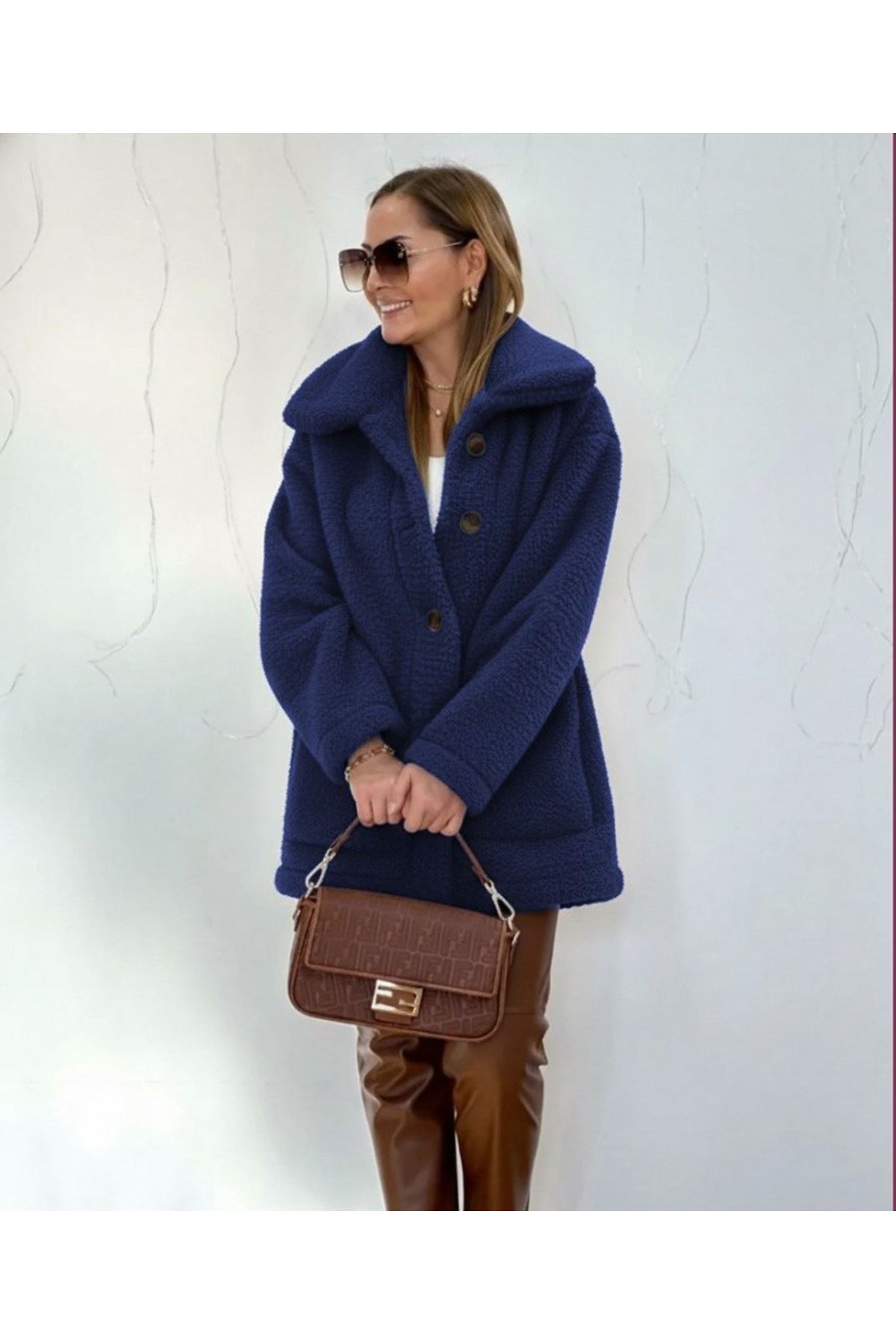 Kadın Uzun Kollu Yakalı önden Düğmeli Welsoft Kaban