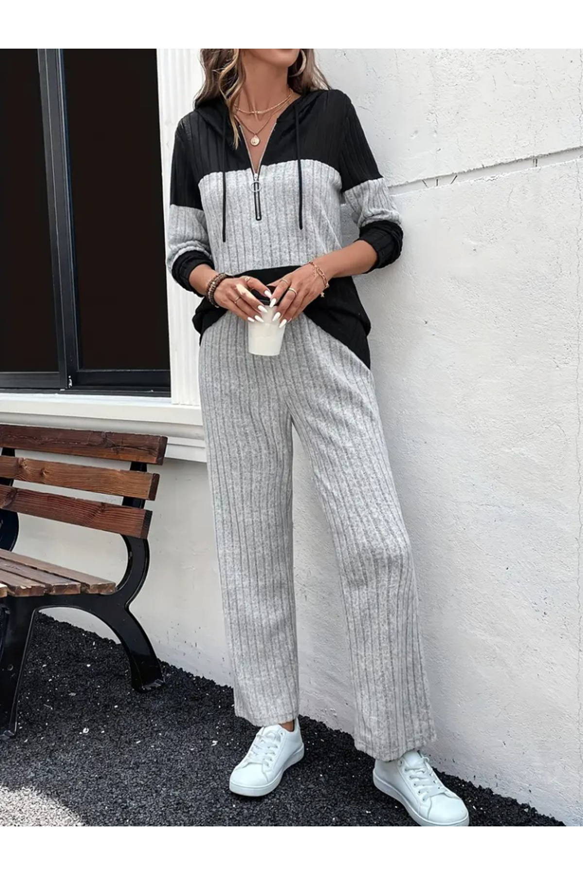 Kadın Uzun Kollu Kapşonlu önden Fermuarlı şardonlu Kaşkorse Bluz Ve Pantolon