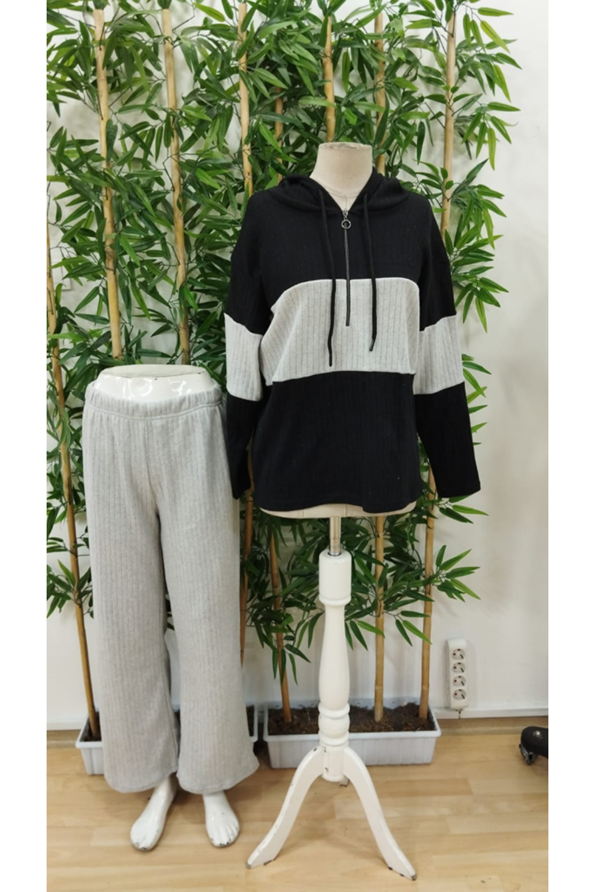 Kadın Uzun Kollu Kapşonlu önden Fermuarlı şardonlu Kaşkorse Bluz Ve Pantolon