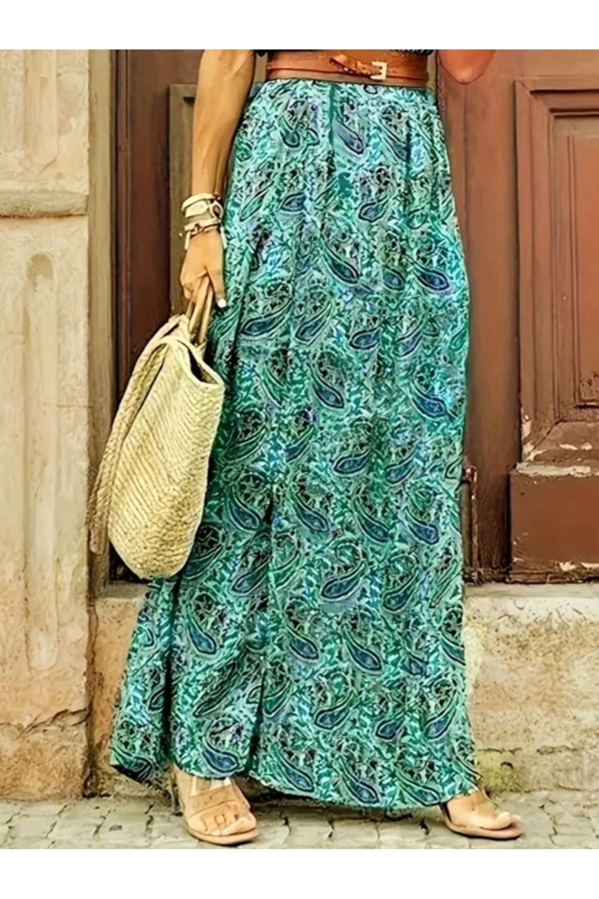 Kadın Kısa Kollu V Yaka Etnik Desenli Yırtmaç Detay Süprem Elbise (kemersiz)