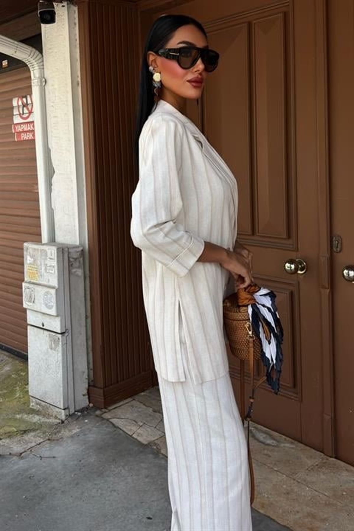 Blazer Ceketli Çizgili Keten Takım 10186
