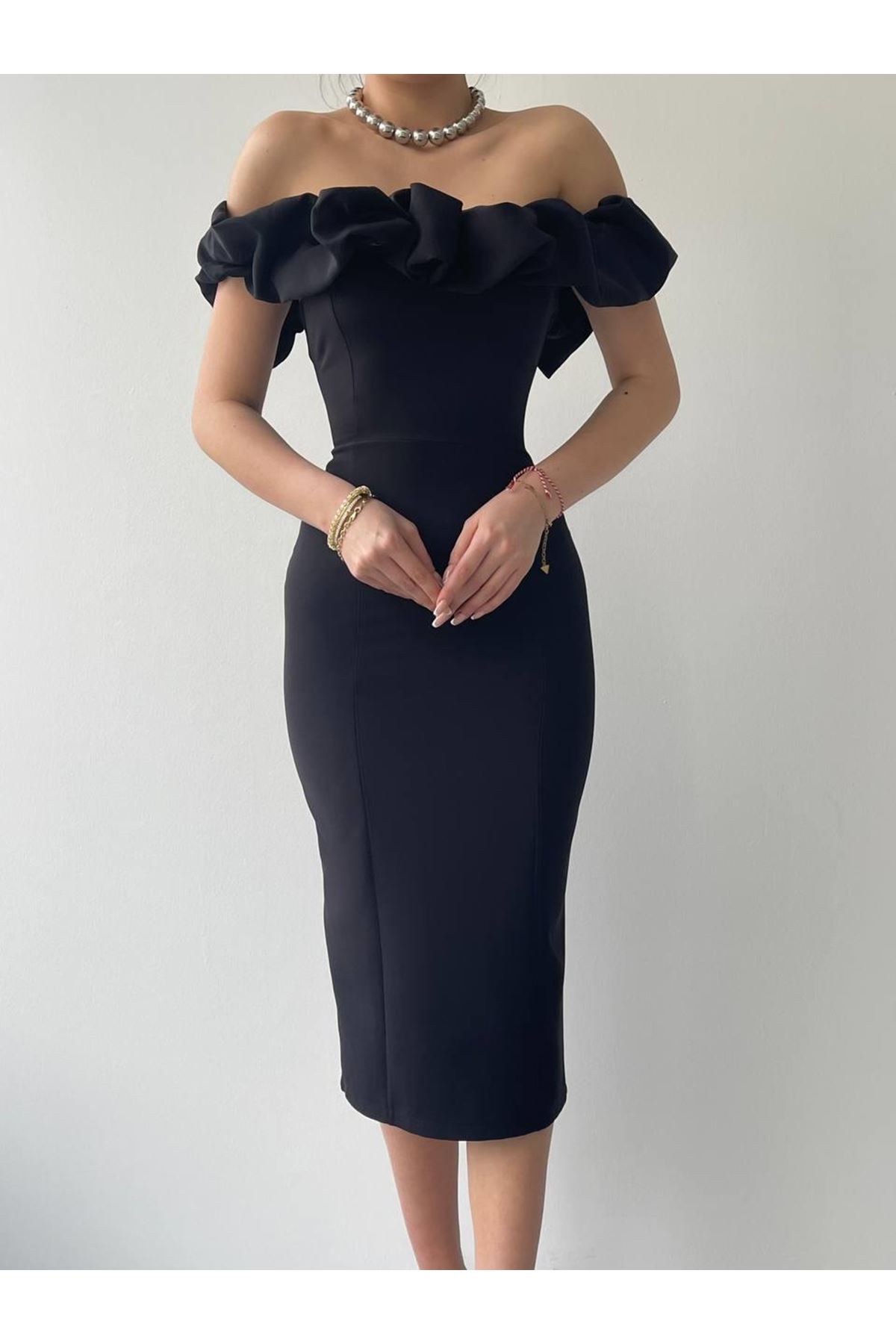 Popi Madonna Yaka Kalem Elbise