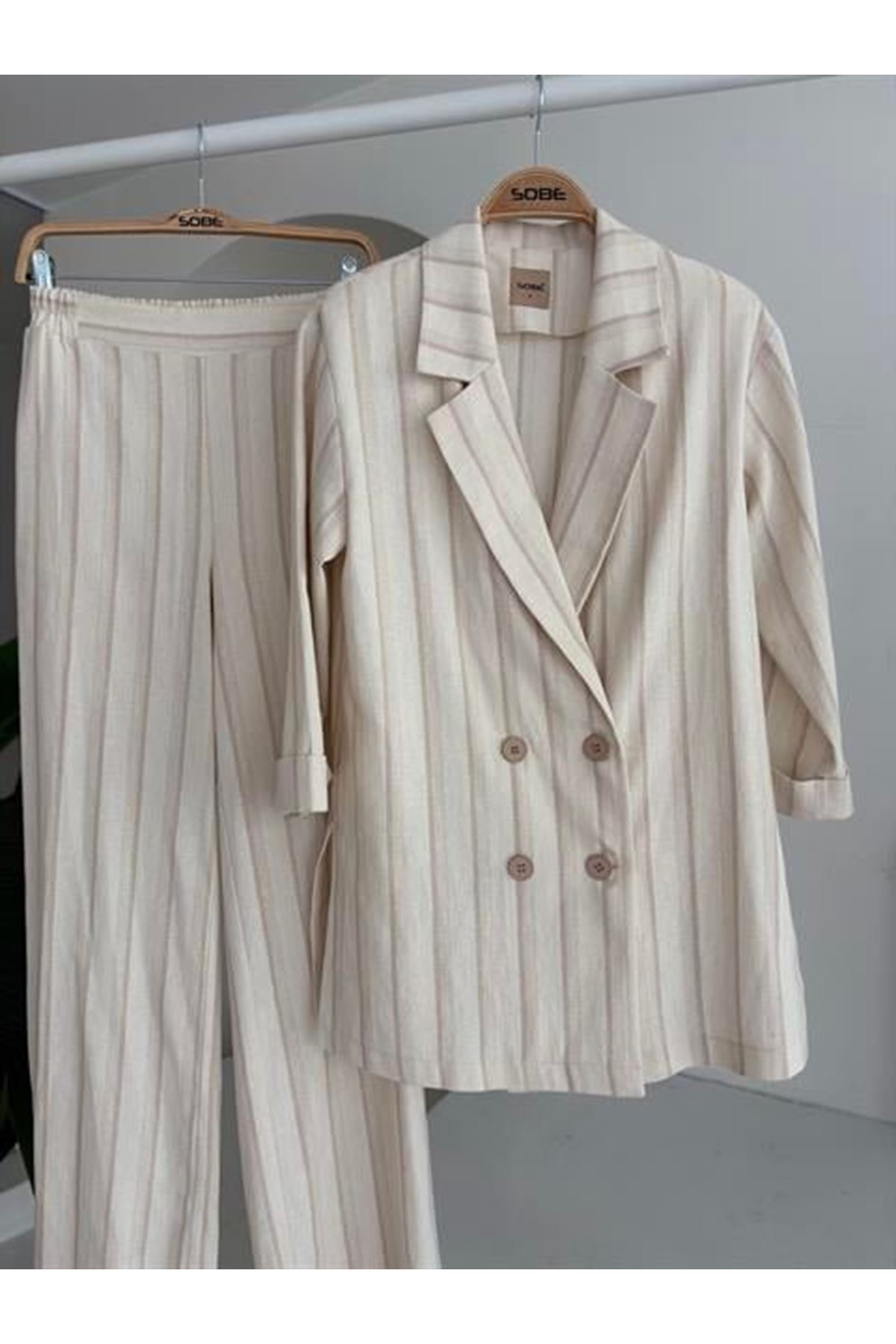 Blazer Ceketli Çizgili Keten Takım 10186
