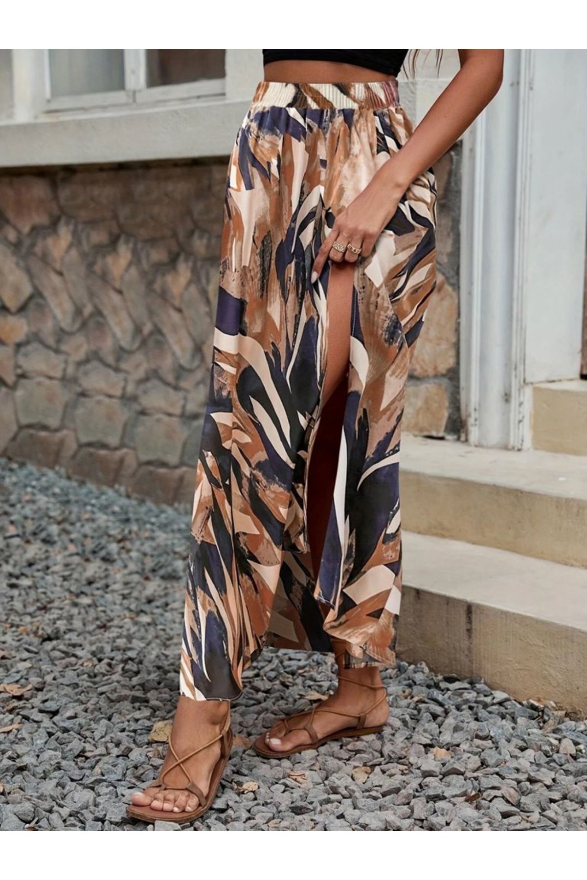 Kadın Beli Büzgülü Yandan Yırtmaçlı Desenli Süprem Etek