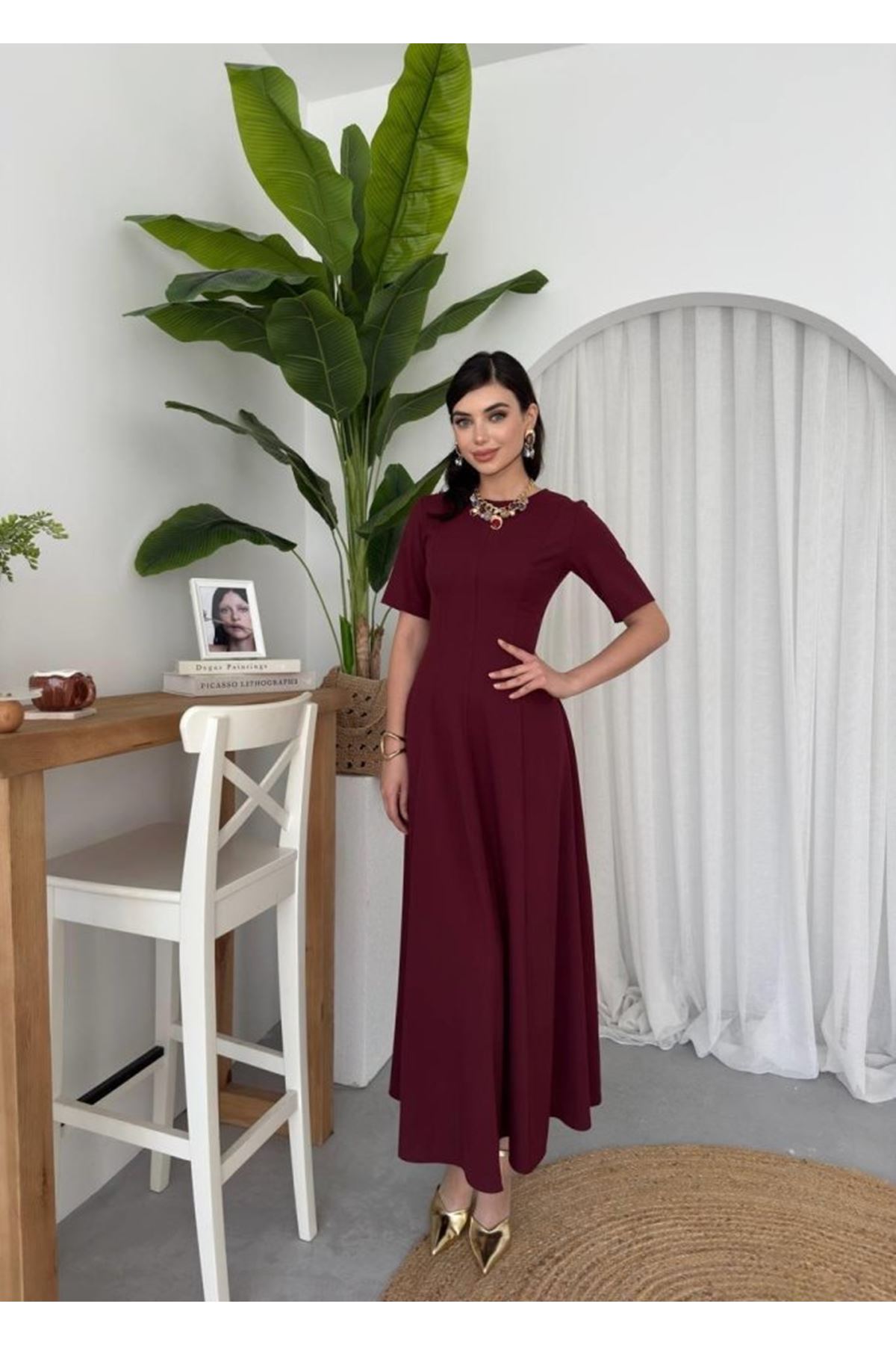 Wera Pliseli Midi Elbise