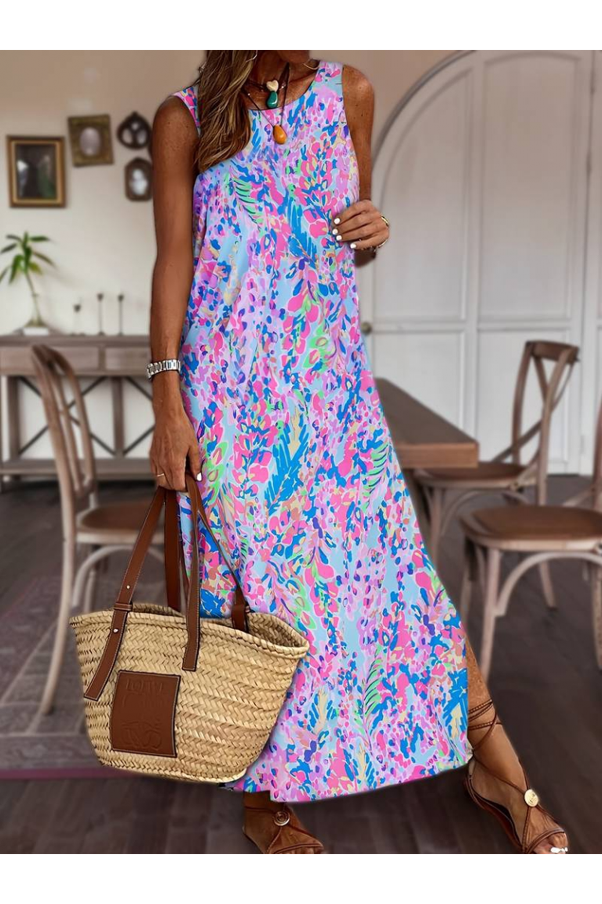 Kadın Askılı Yuvarlak Yaka Yandan Yırtmaçlı Uzun Süprem Elbise