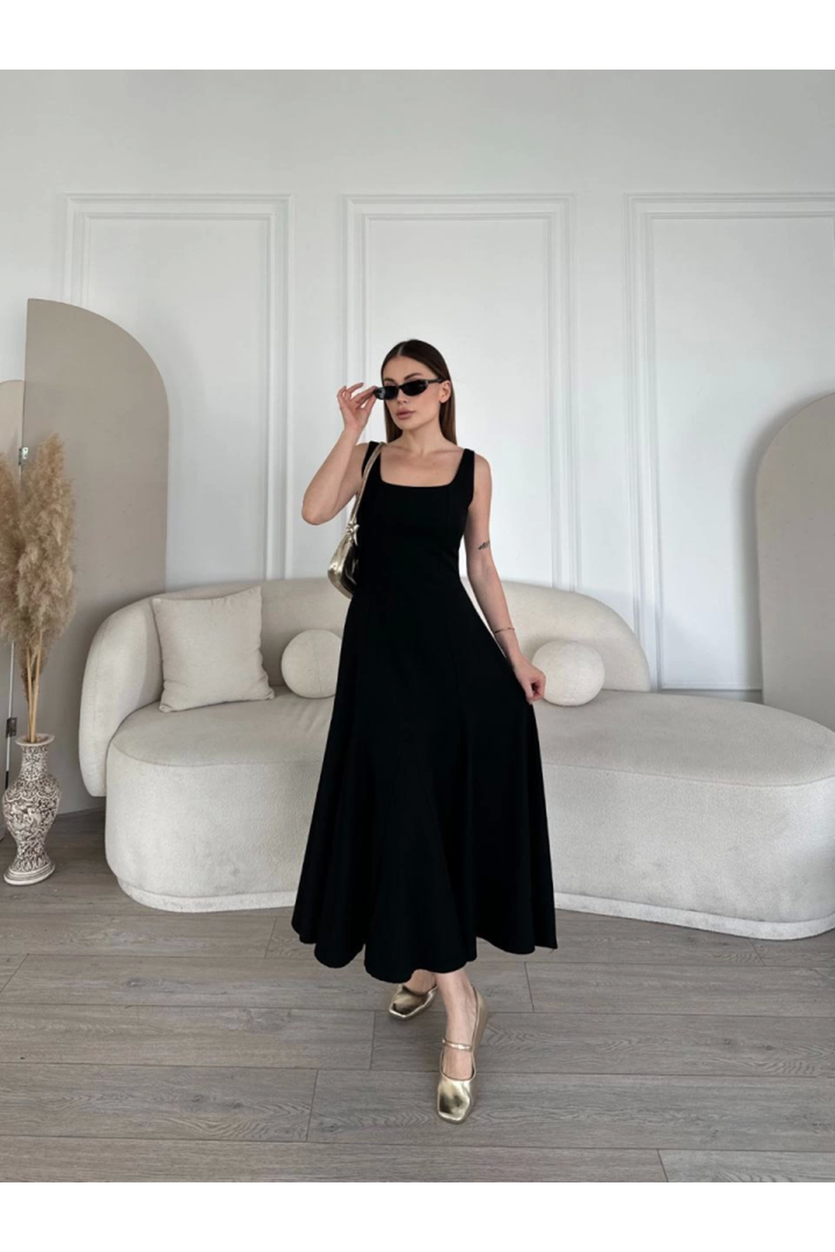 Sırt Dekolteli Kolsuz Uzun Elbise - Siyah