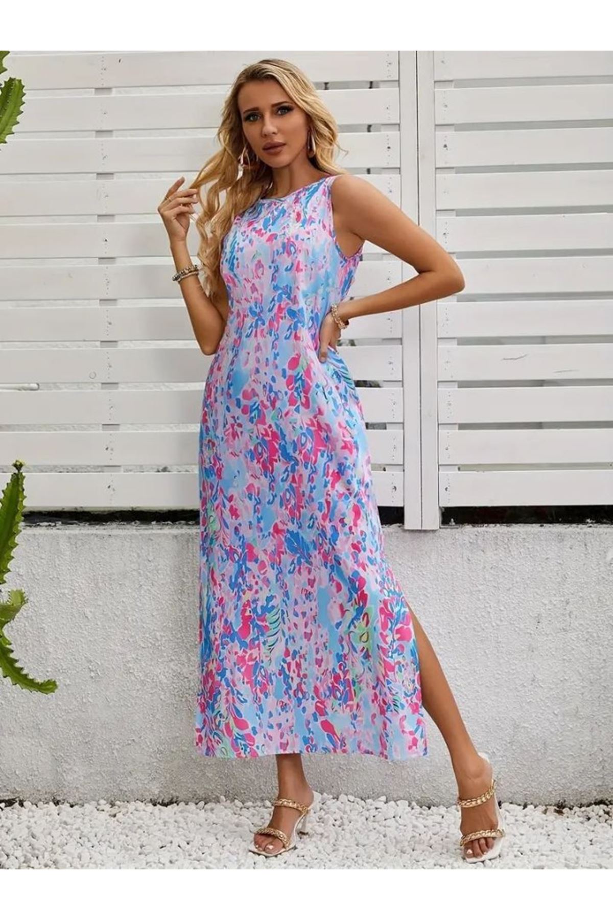 Kadın Askılı Yuvarlak Yaka Yandan Yırtmaçlı Uzun Süprem Elbise