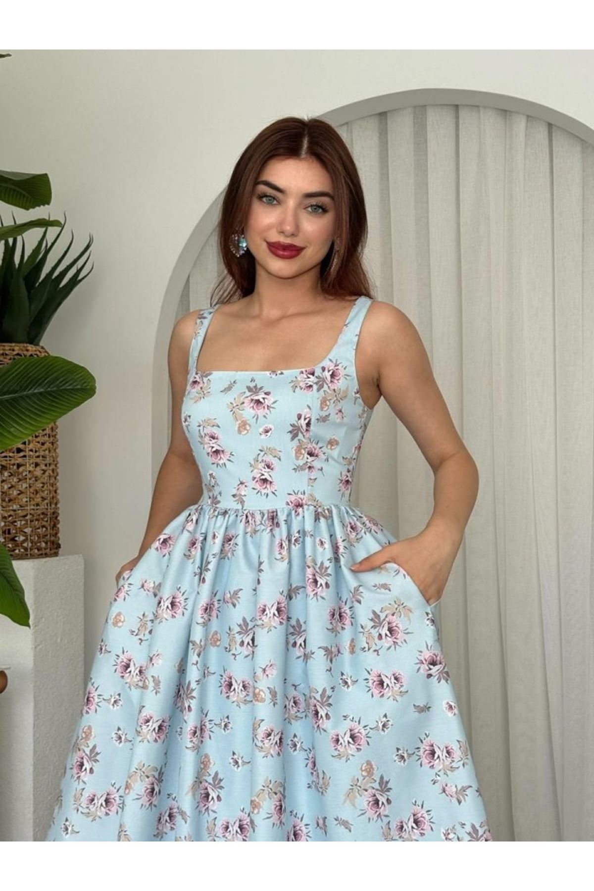 Yoa Cep Detaylı Elbise