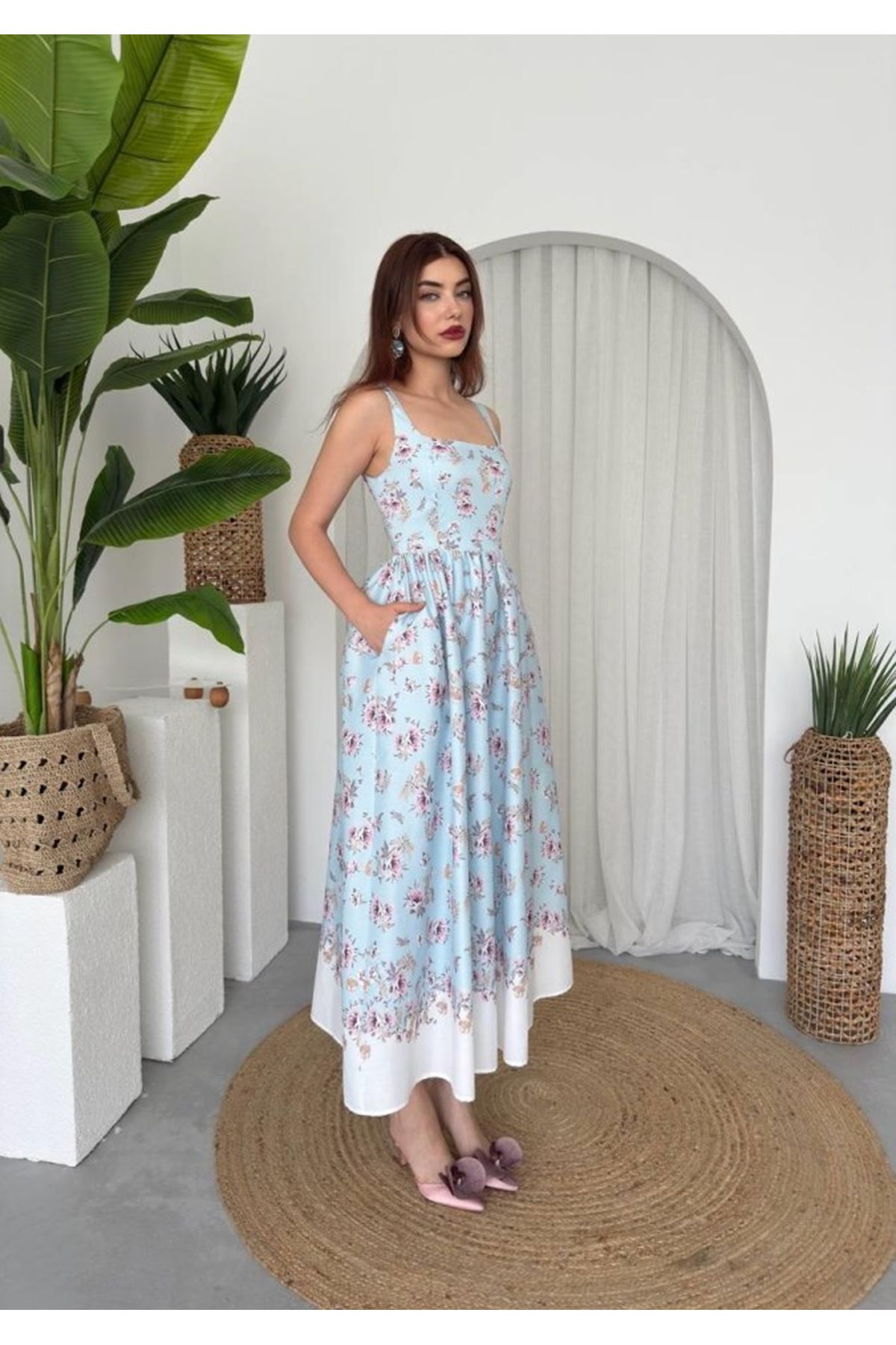 Yoa Cep Detaylı Elbise