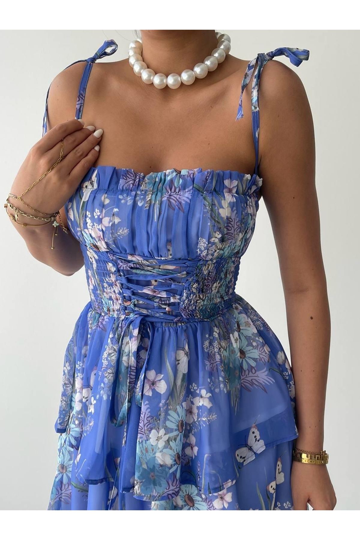 Venlo Beli Lastikli İp Askılı Elbise