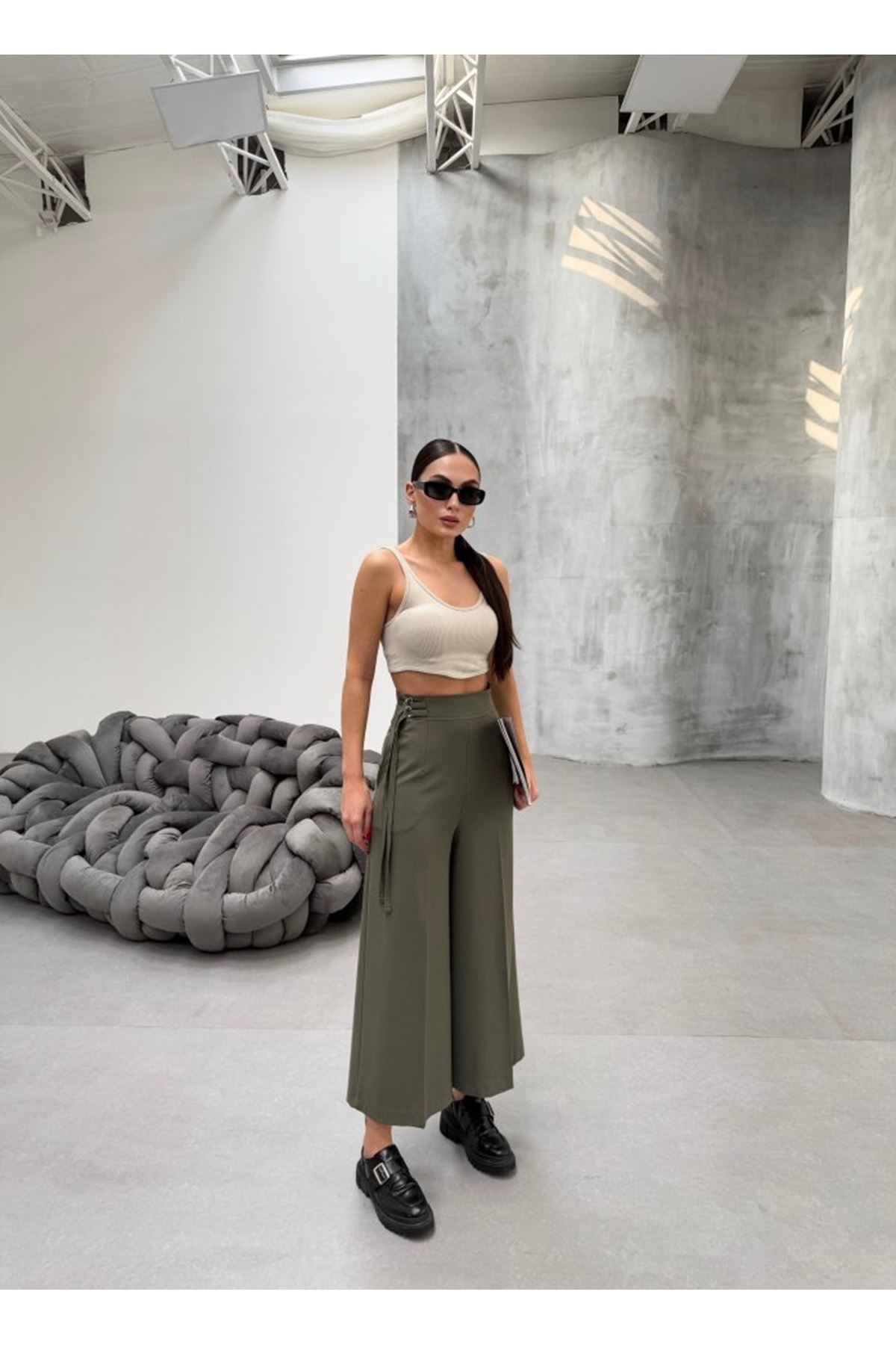 230 Gr Poly Viscose Full Lycra Metal Toka Aksesuarli Pantolon