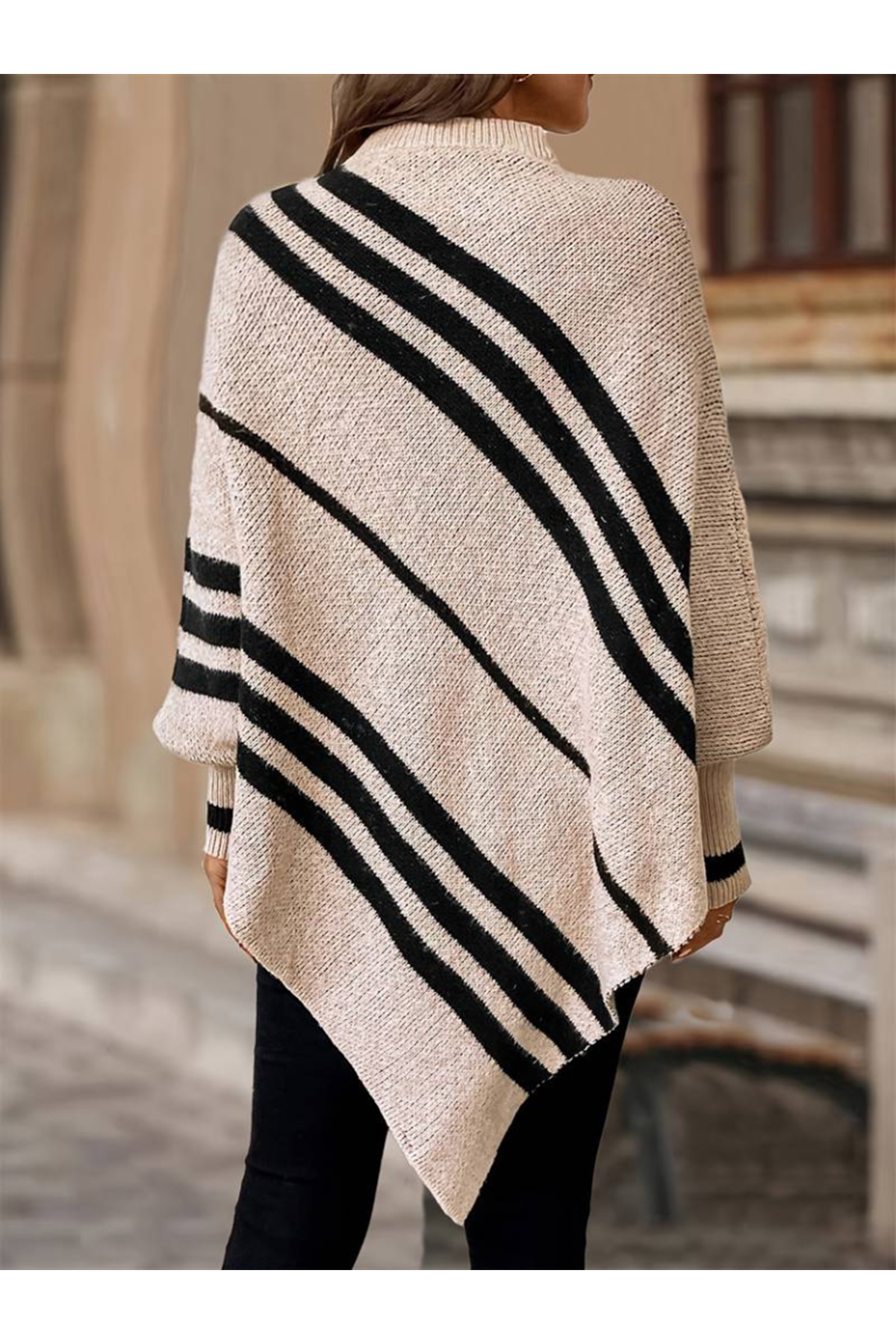 Kadın Uzun Yarasa Kollu Yüksek Boyunlu Asimetrik Kesim Triko Pelerin Kazak