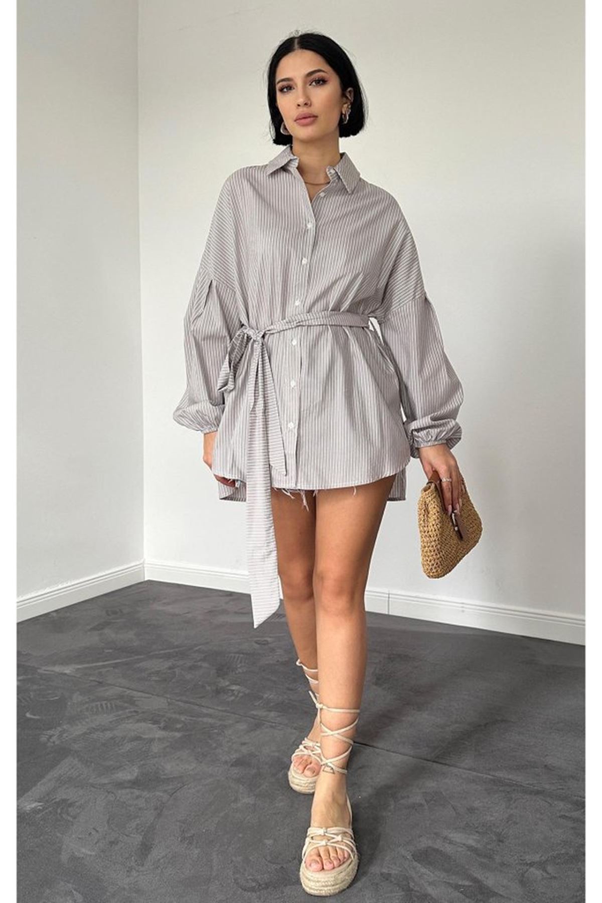 Kahverengi Çizgili Poplin Kuşaklı Gömlek