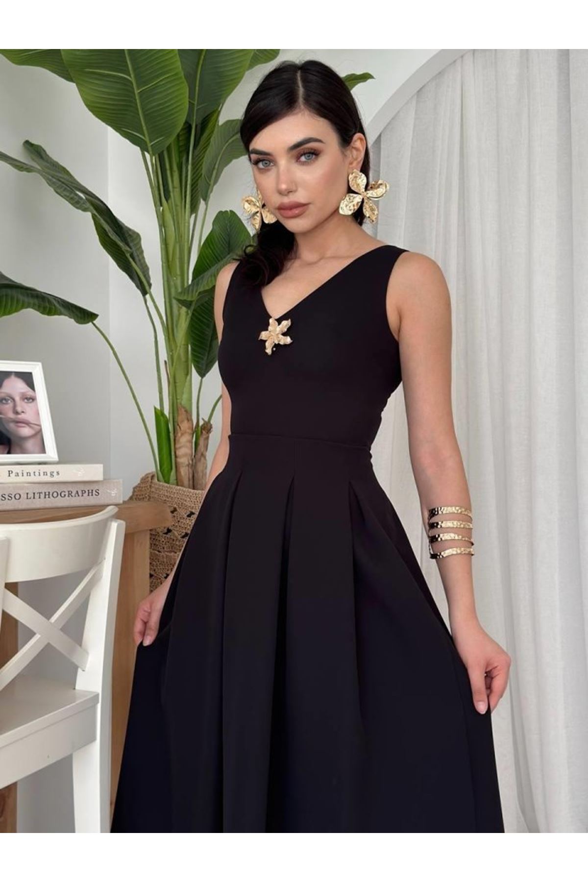 Late Yıldız Detaylı Elbise