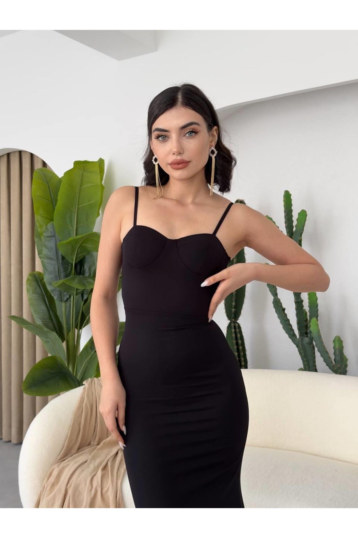 Dominic Eteği Büzgülü Midi Boy Elbise