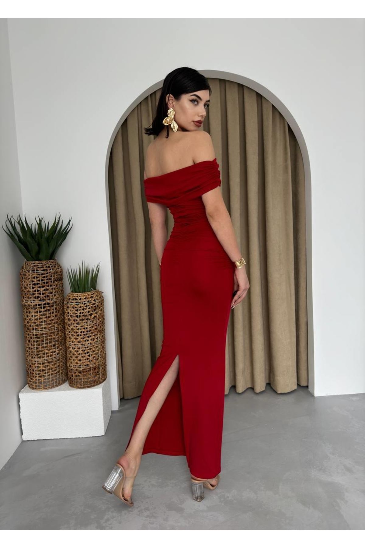 Milan Madonna Yaka Kalem Elbise