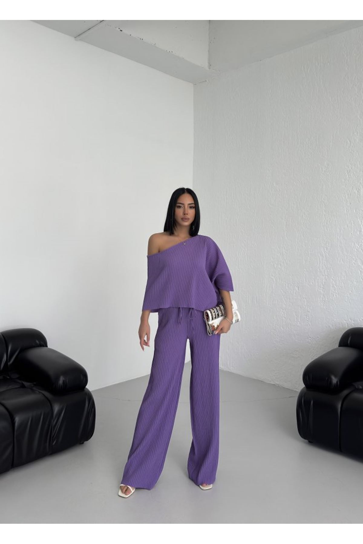 KAYIK YAKA PAMELA TAKIM