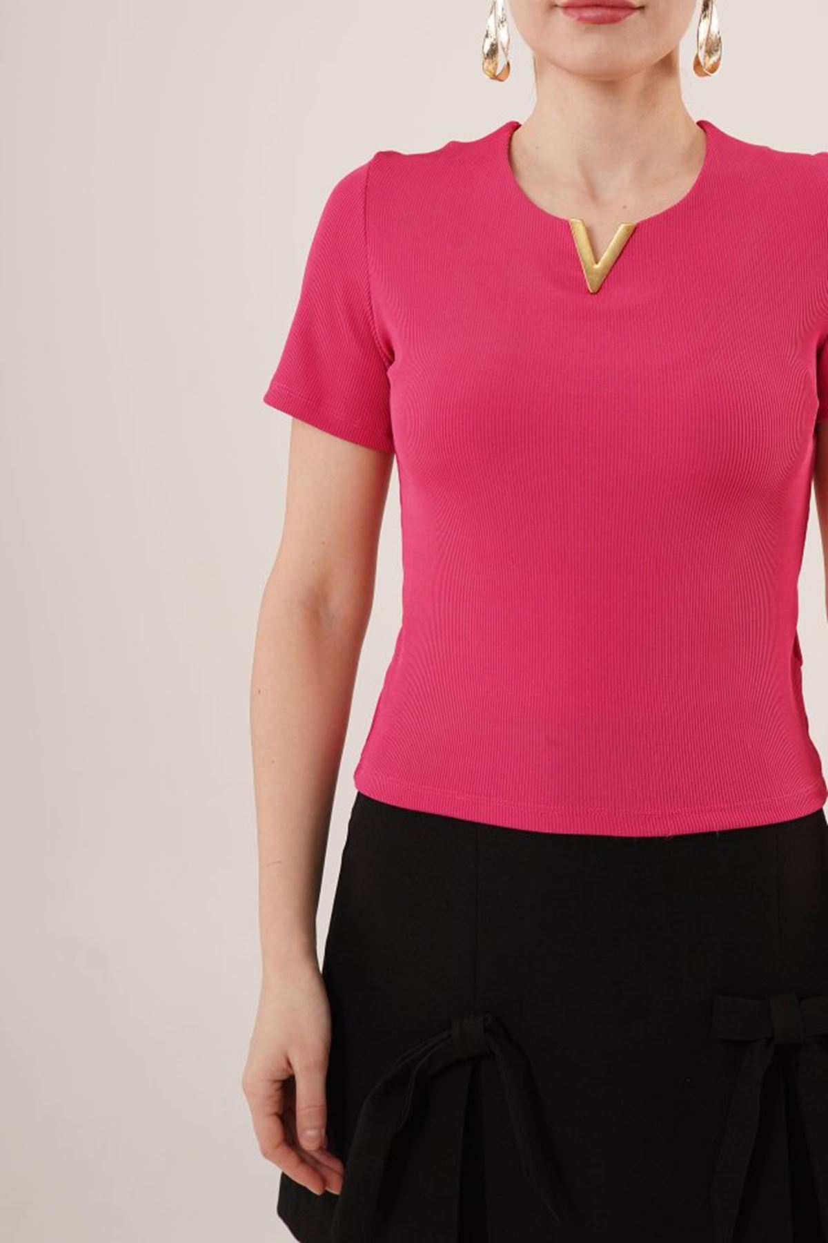Kısa Kollu Yaka Detaylı Kaşkorse Fuşya Bluz