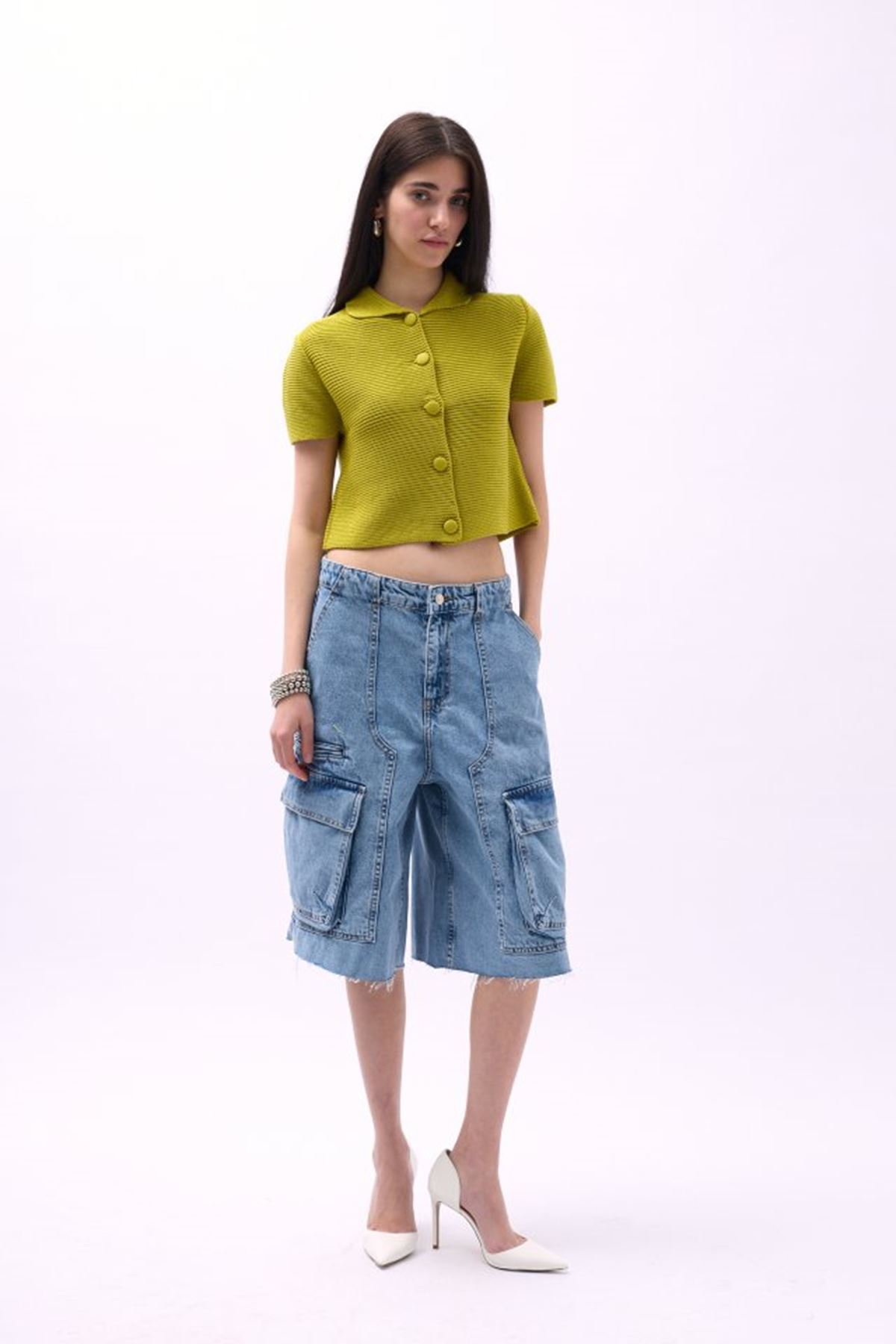 Bebe Yaka Düğmeli Bluz