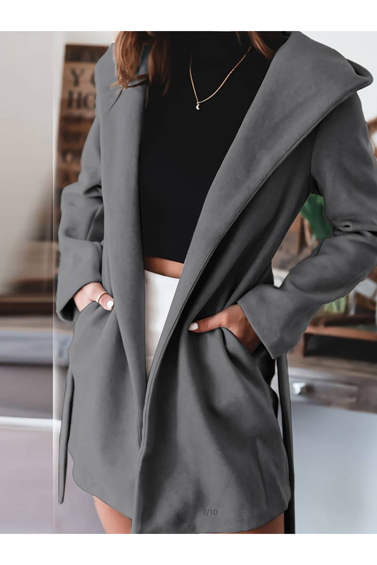 Kadın Uzun Kollu Belden Kuşaklı Kapşonlu Kısa Kaşe Kaban