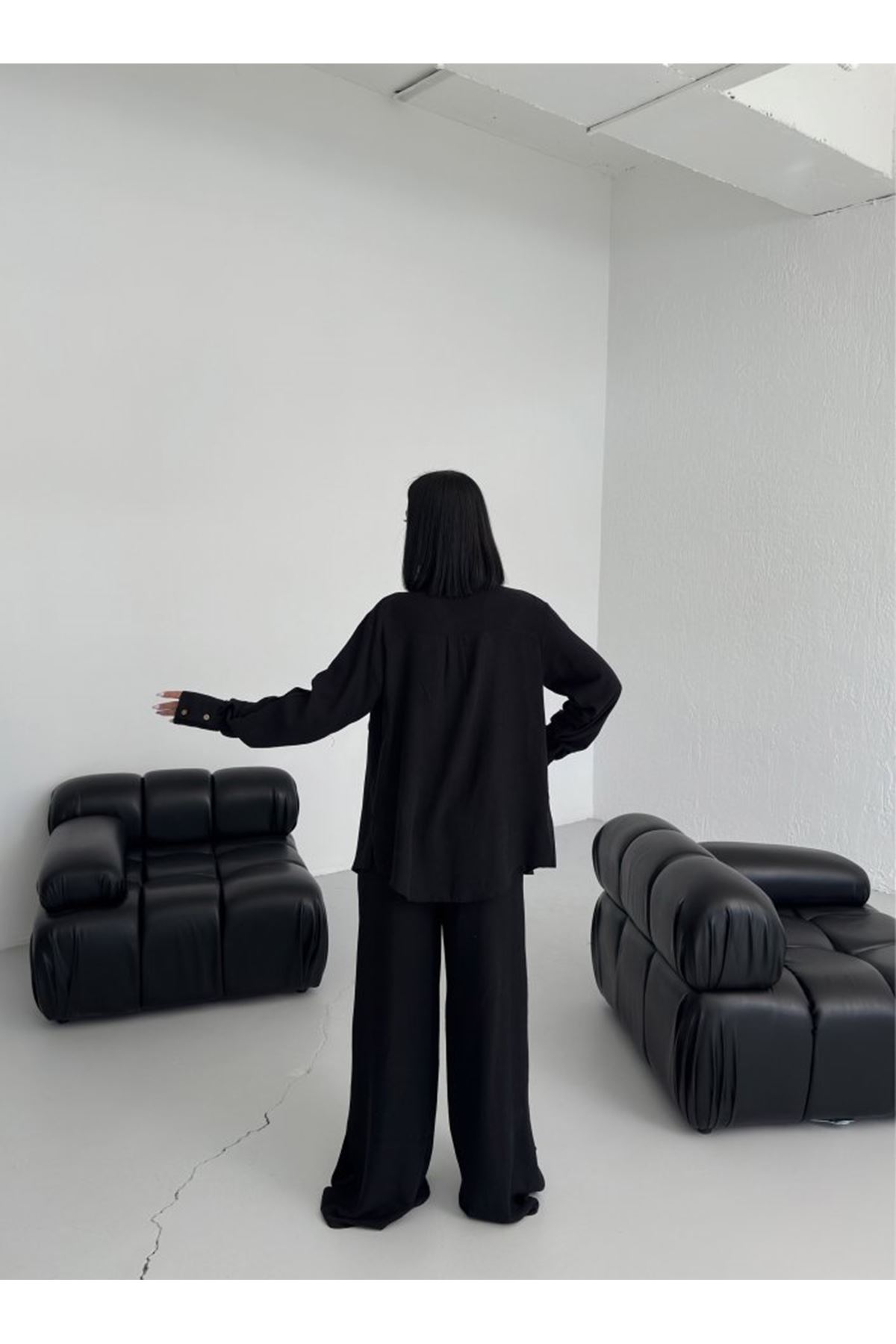 Düğmeli̇ Cepli̇ Keten İki̇li̇ Takim