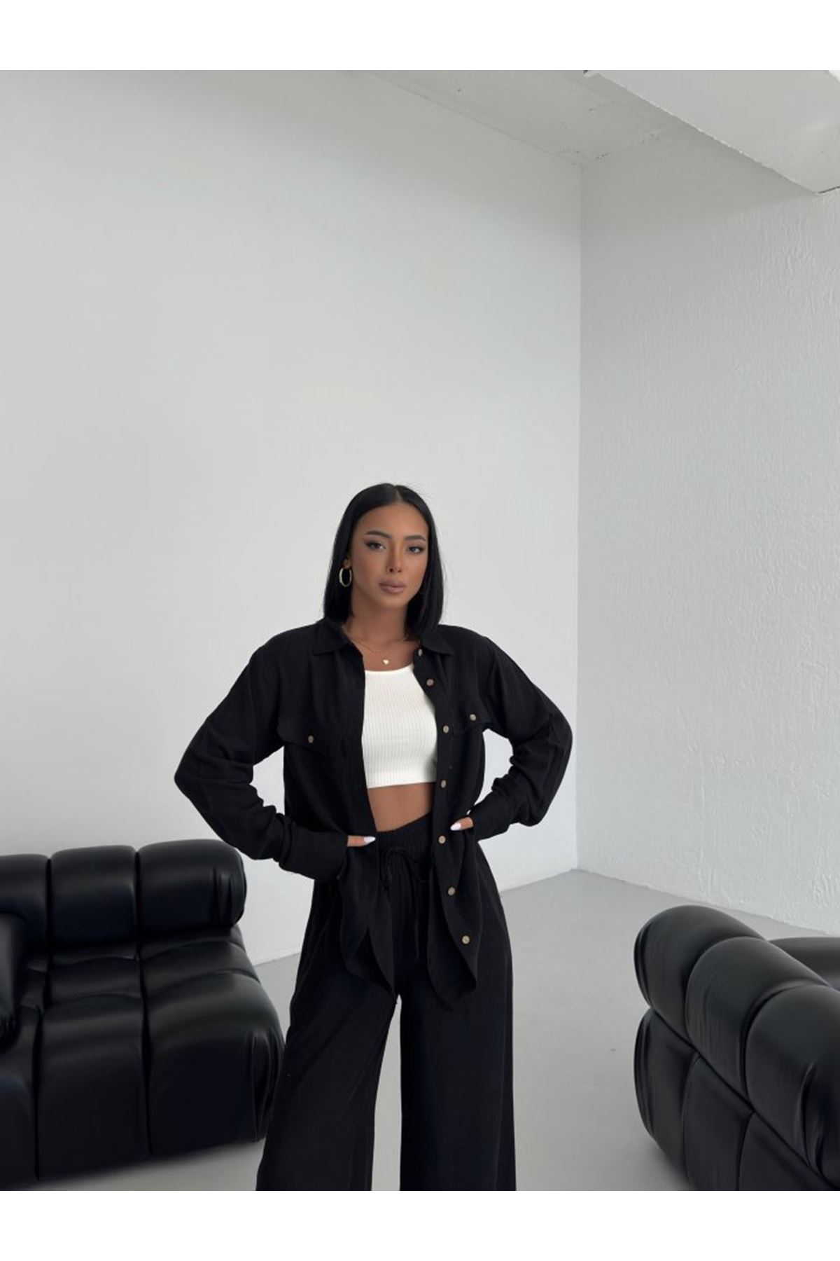 Düğmeli̇ Cepli̇ Keten İki̇li̇ Takim