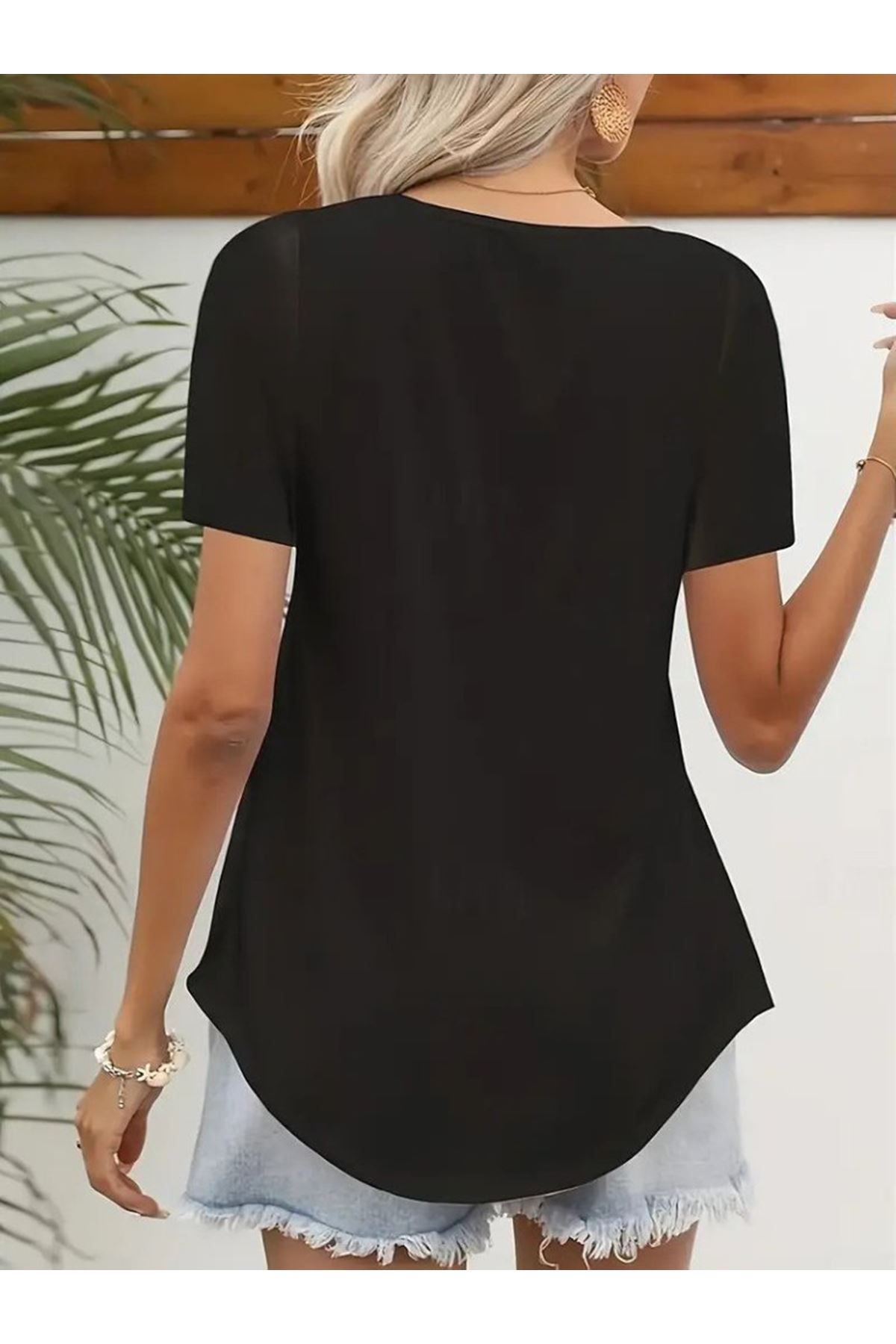 Kadın Kısa Kollu Kare Lazer Yakalı Janjan Krep Bluz