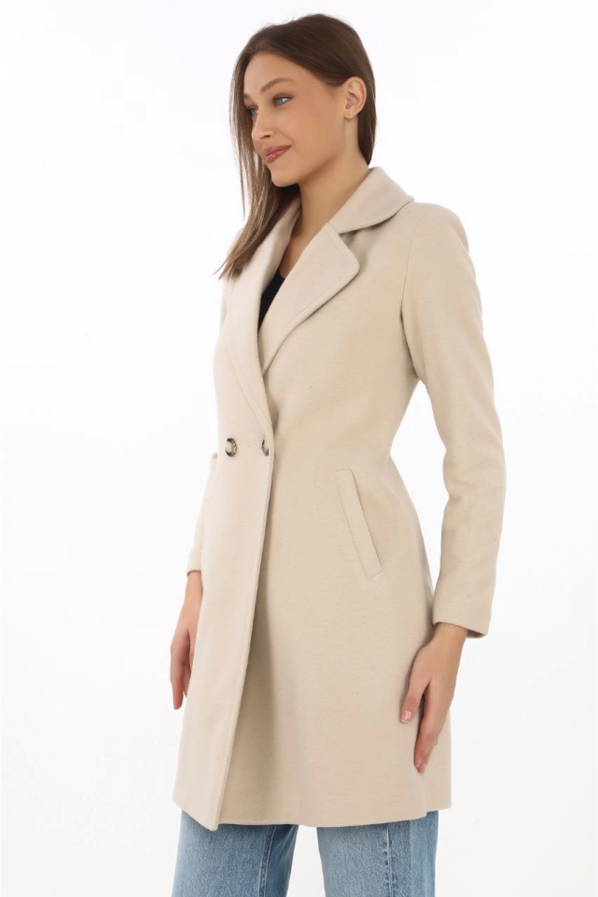 Kaşe Kaban – Siyah Yünlü Dokuma, Kruvaze Yaka, Astarlı, Cepli, Kuşaklı Uzun Boy Tesettür Uyumlu Kışlık Şık Kaban - Bej