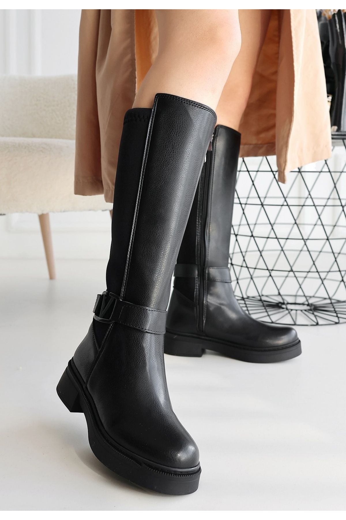 Diona Siyah Cilt Çizme