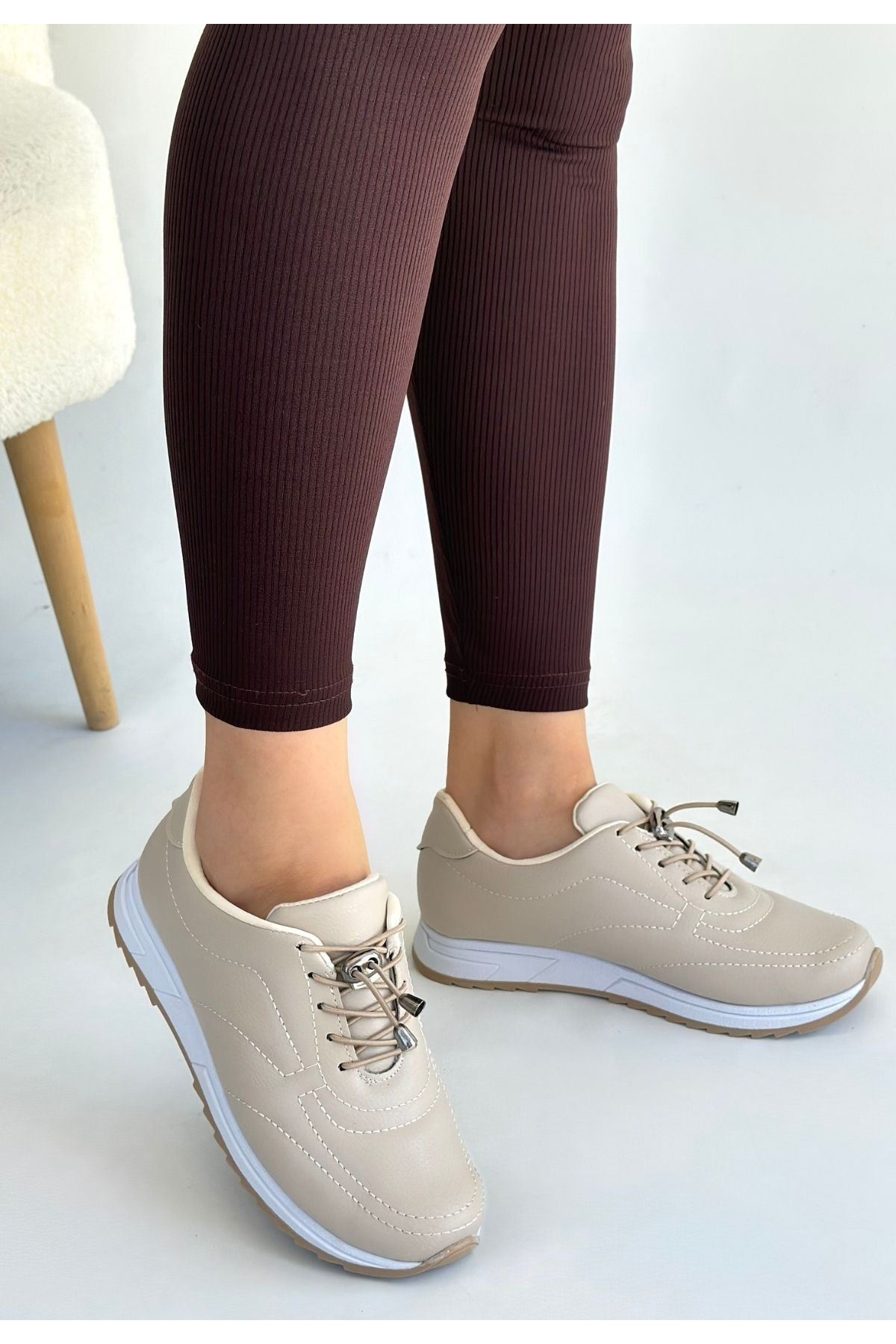 Finna Bej Cilt Bağcıklı Spor Ayakkabı