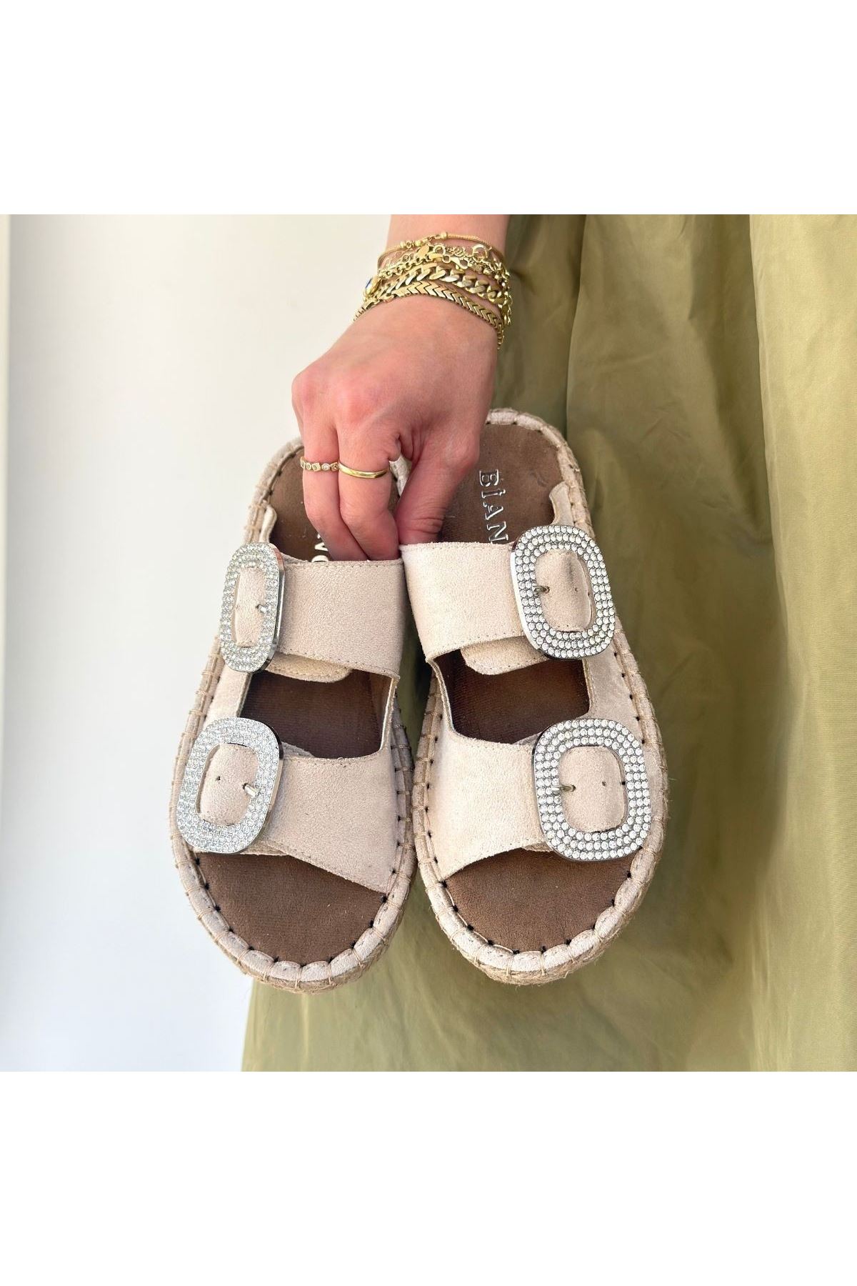 Hertas Bej Nubuk Tokalı Terlik