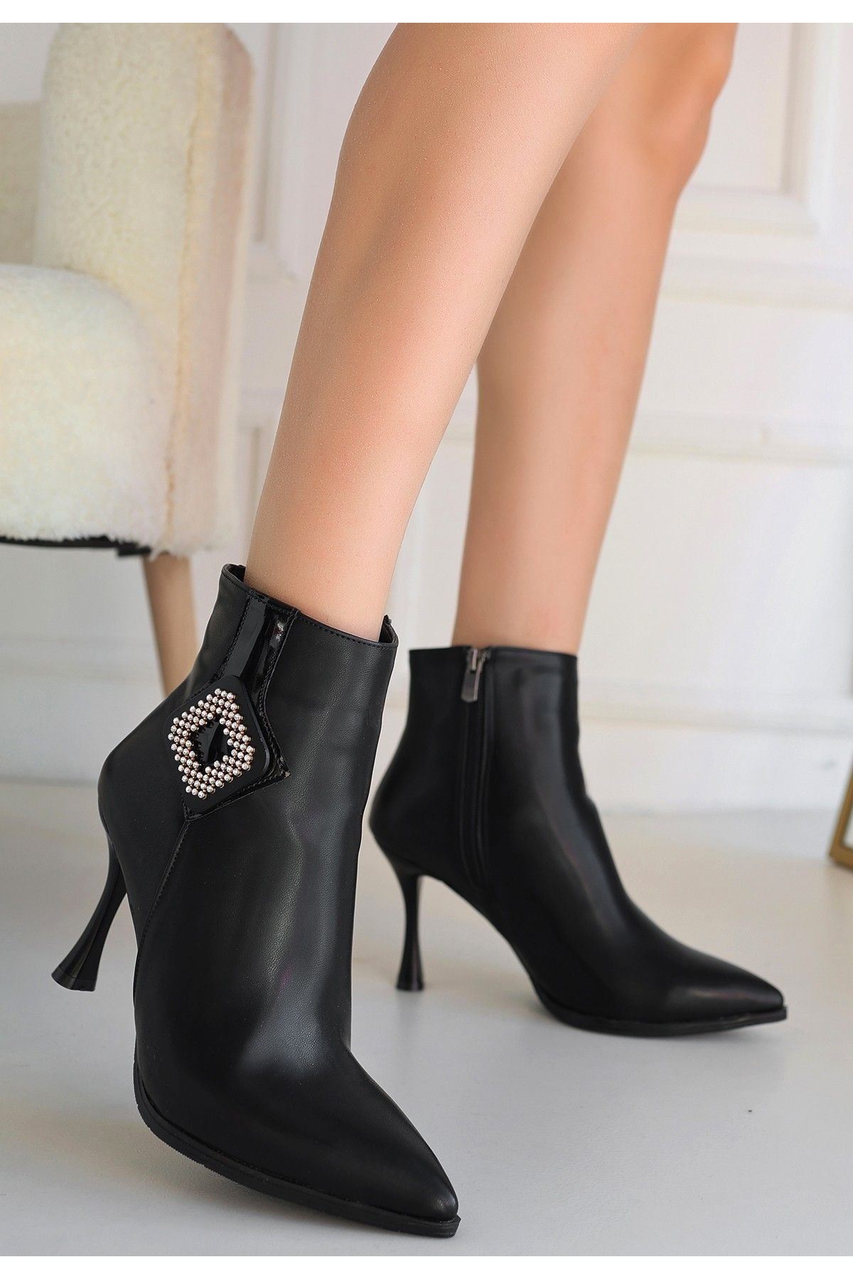 Moose Siyah Cilt Topuklu Bot
