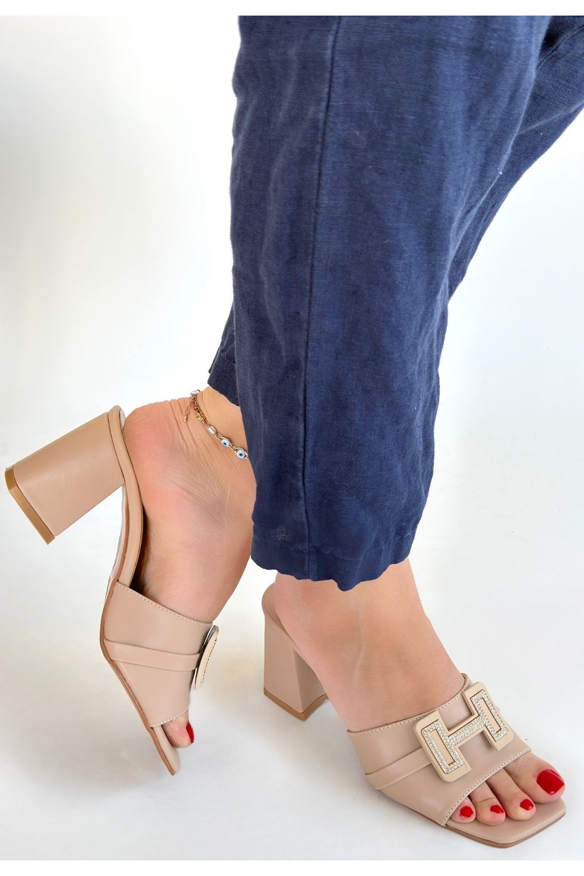 Erew Bej Cilt Topuklu Terlik