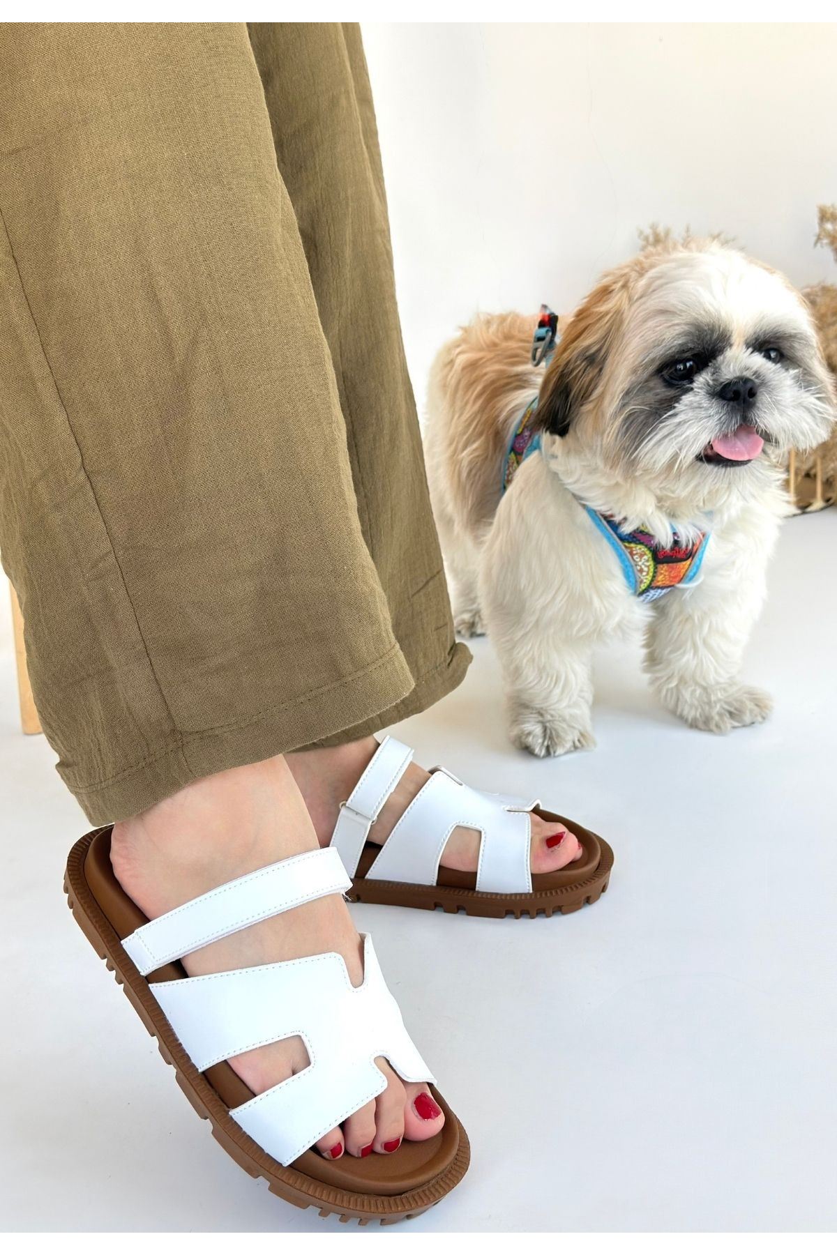 Kooni Beyaz Cilt Terlik