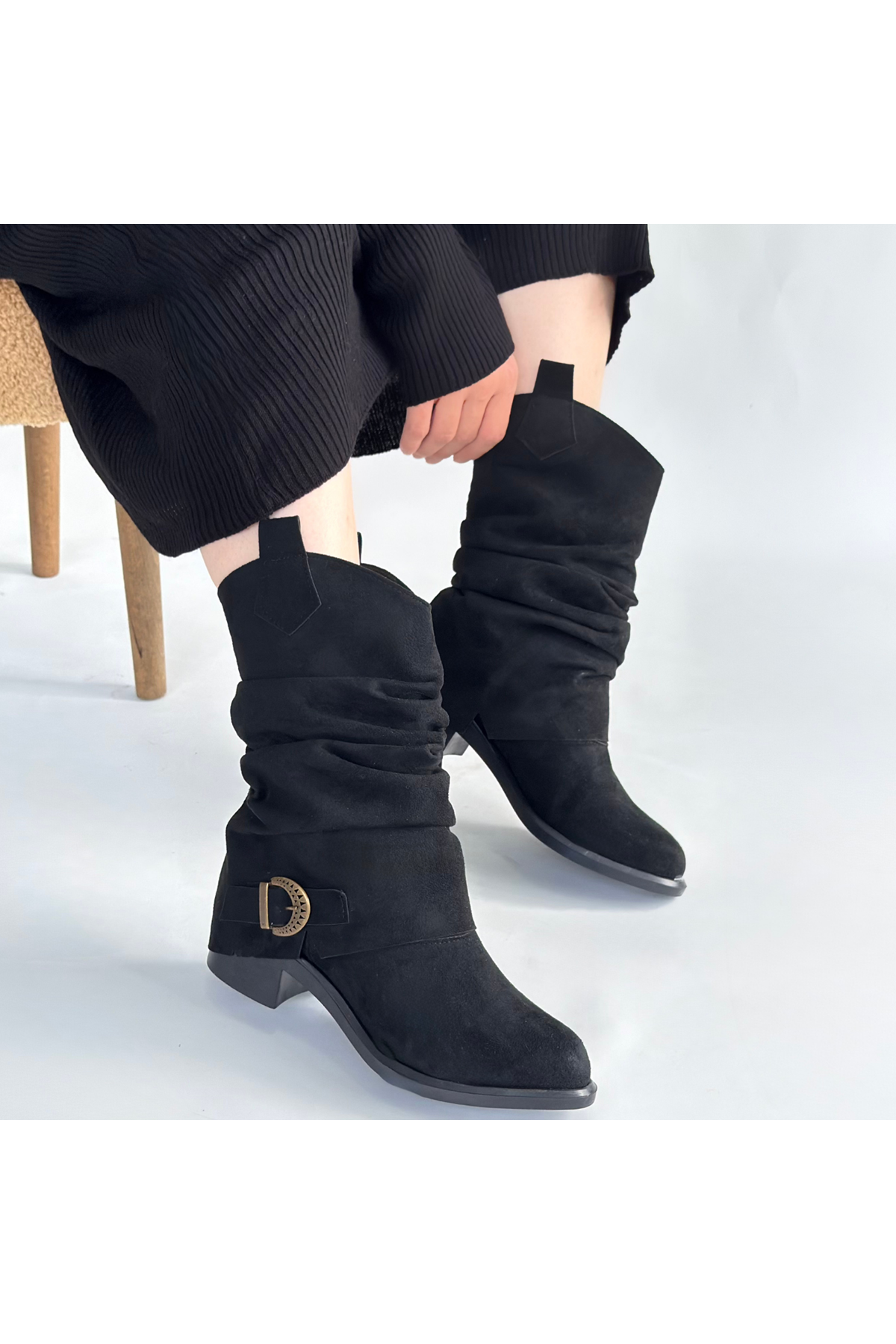 Canty Siyah Süet Körüklü Topuklu Çizme