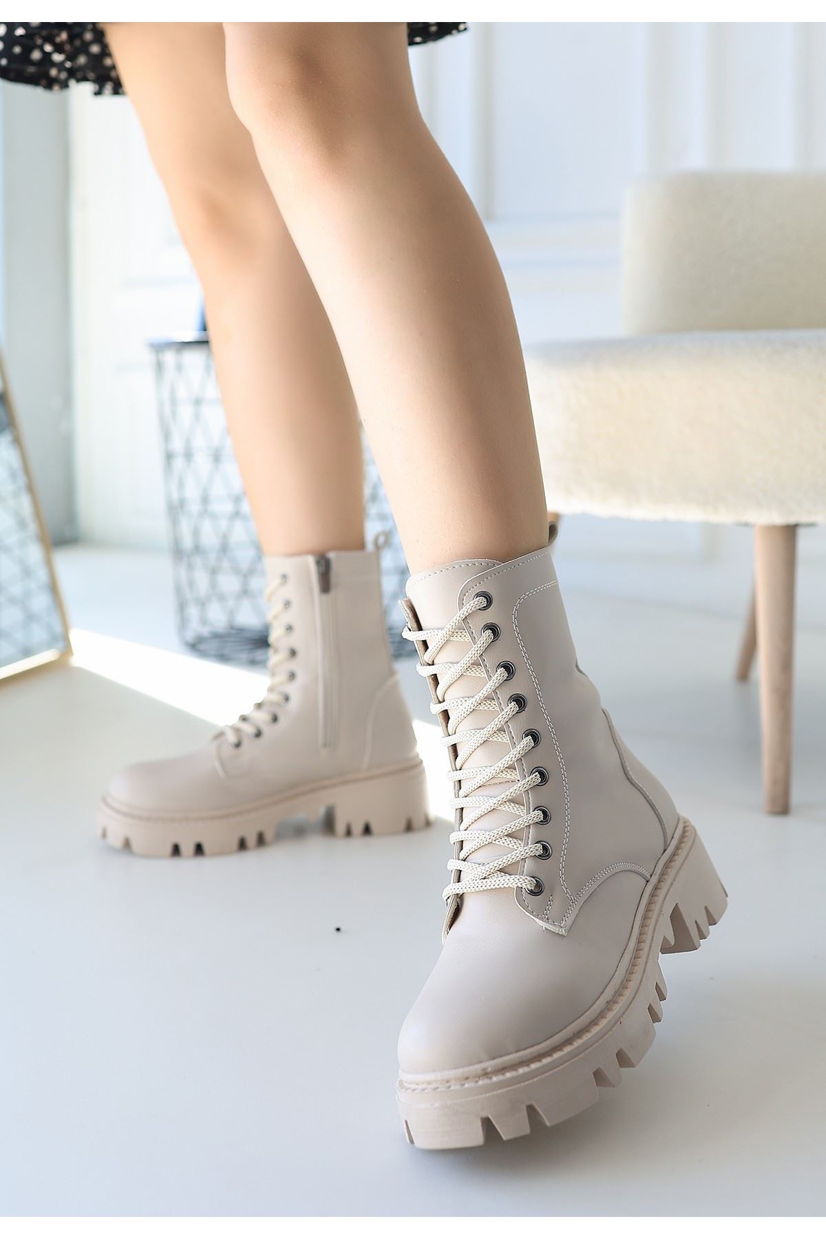 Flona Bej Cilt Bağcıklı Bot