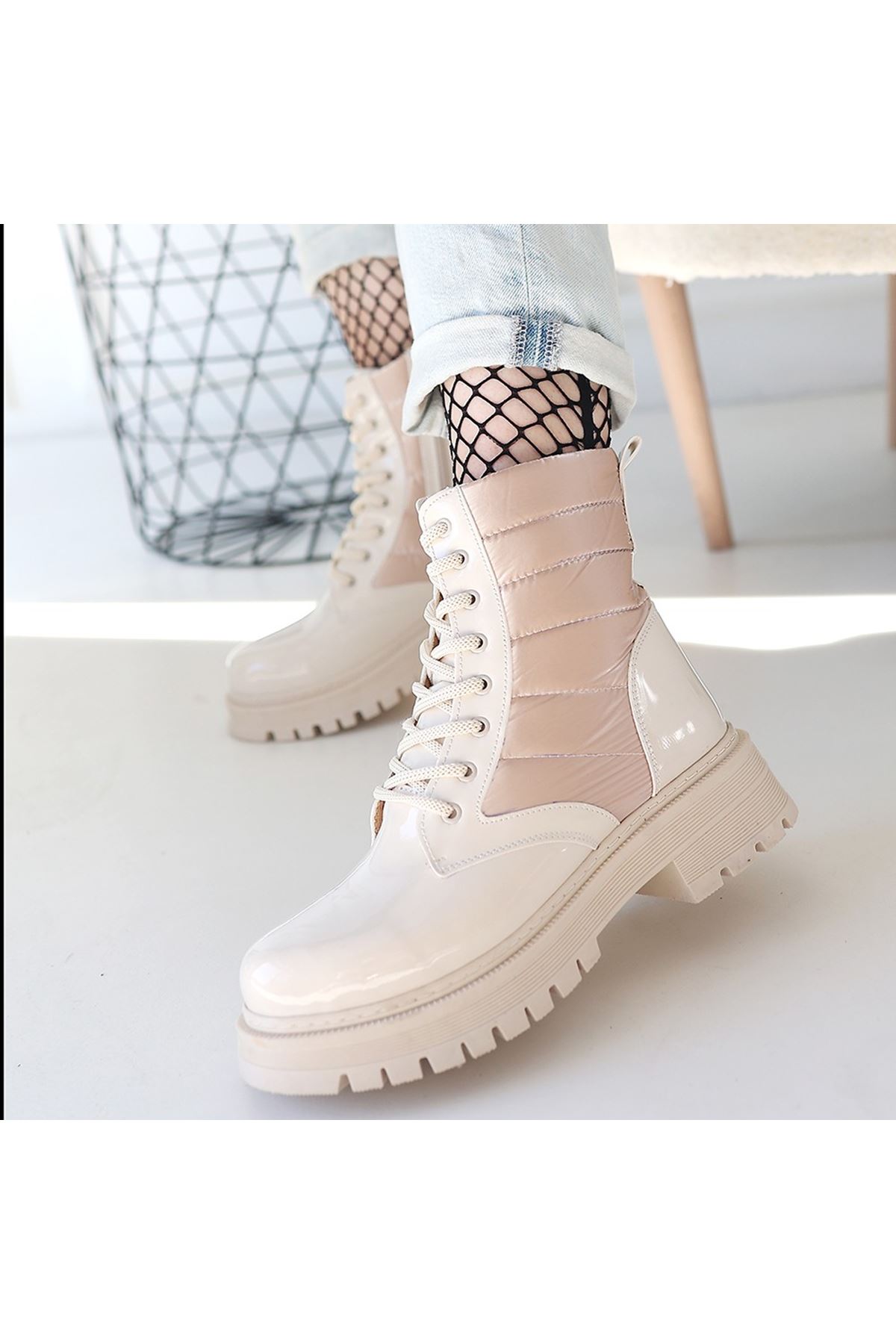 Josse Bej Rugan Bağcıklı Bot