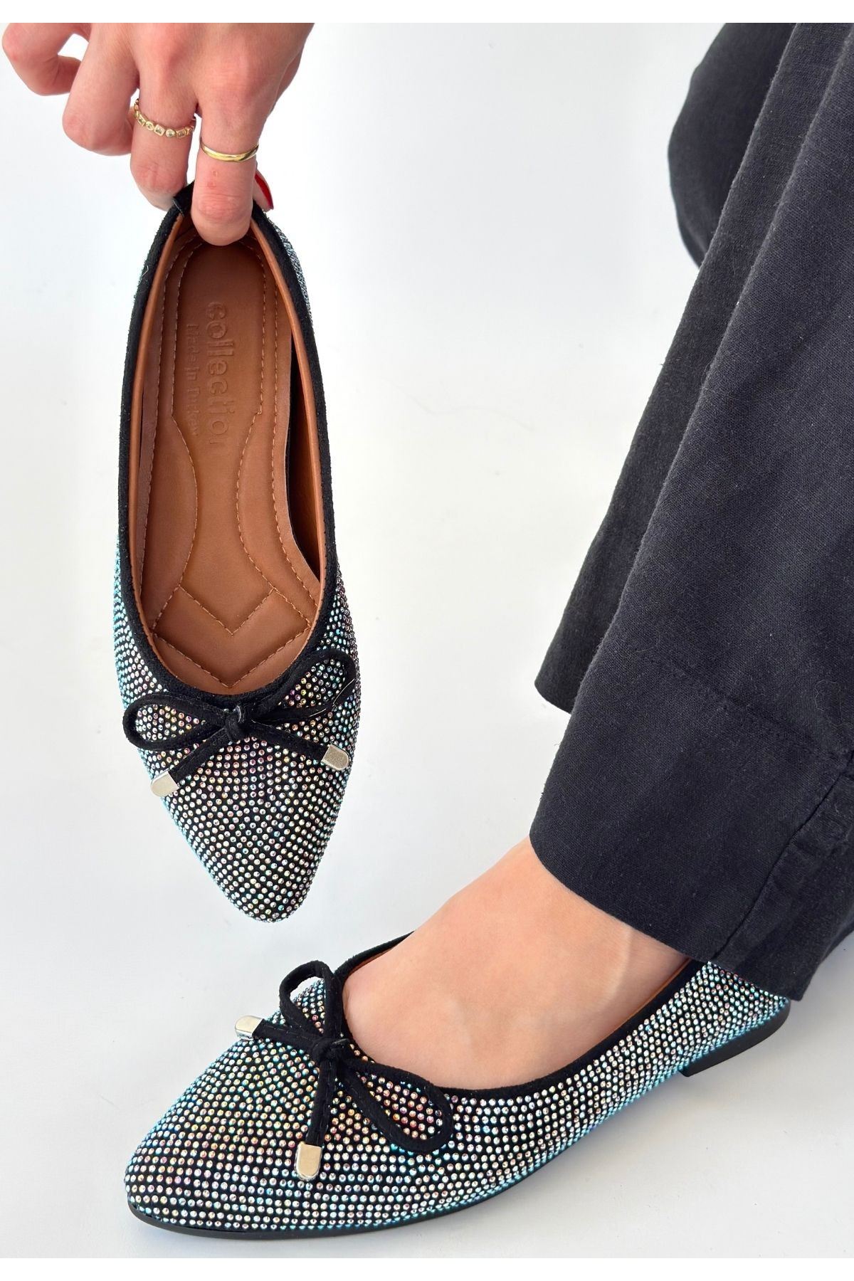 Sarra Siyah Saten İşlemeli Babet Ayakkabı