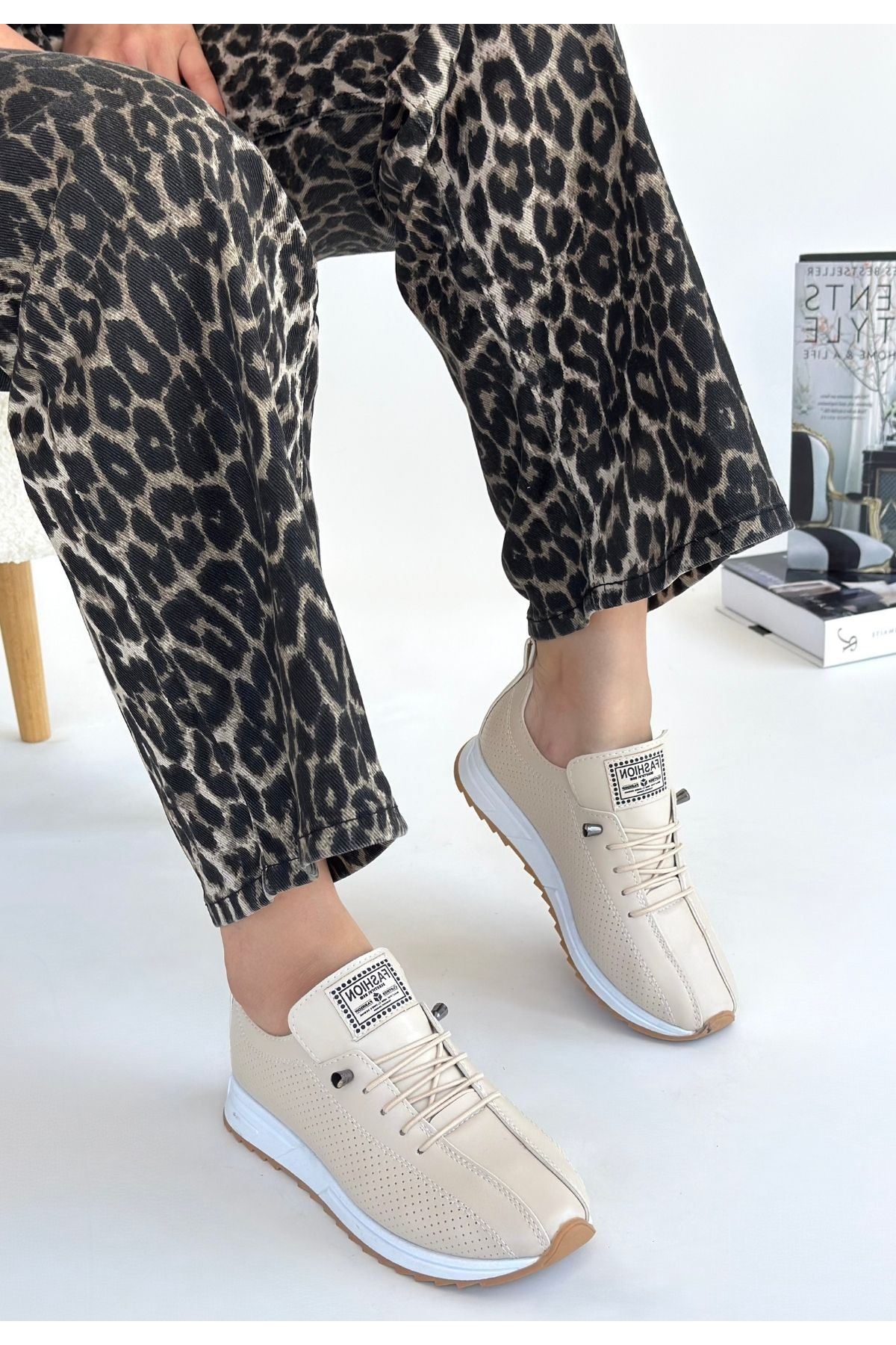 Fiert Bej Cilt Bağcıklı Spor Ayakkabı