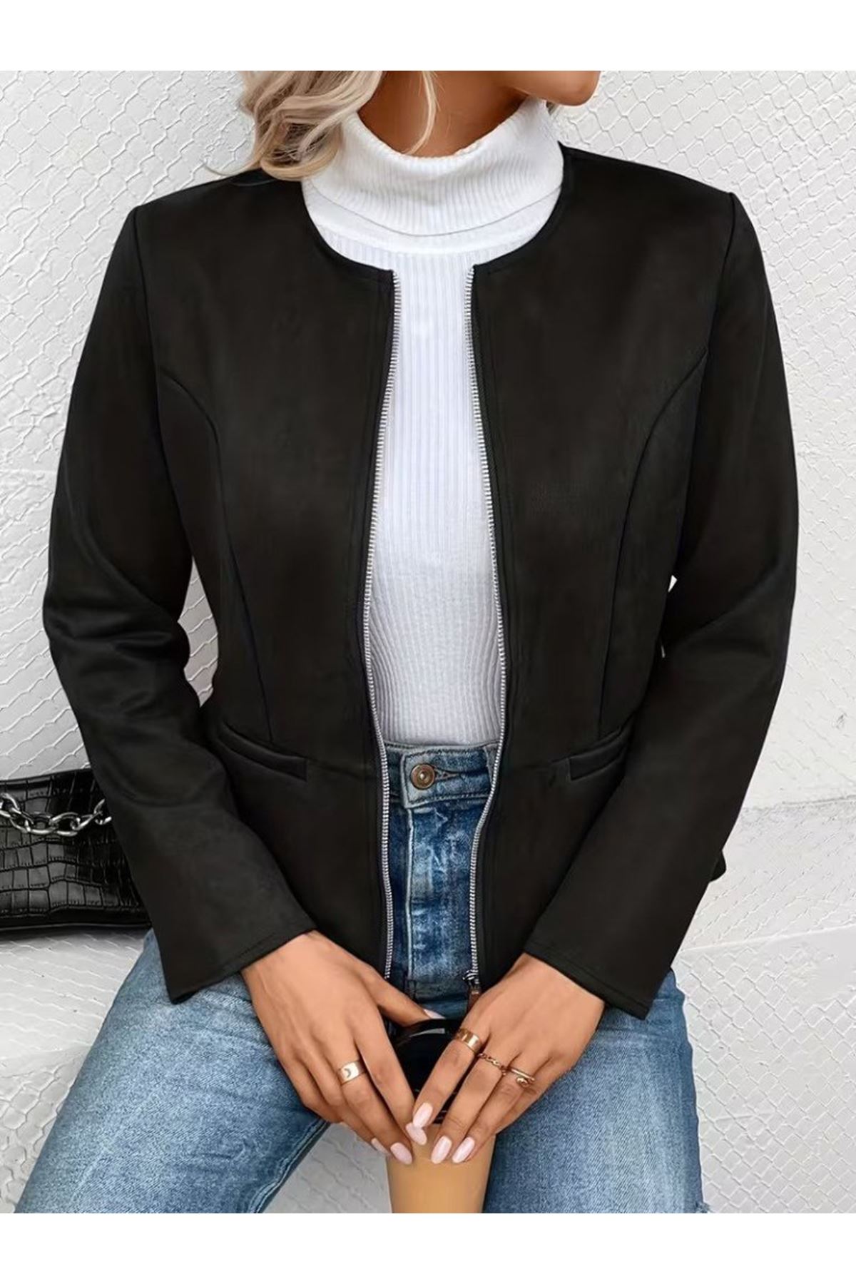 Kadın Uzun Kollu Yuvarlak Yaka önden Fermuarlı Süet Ceket