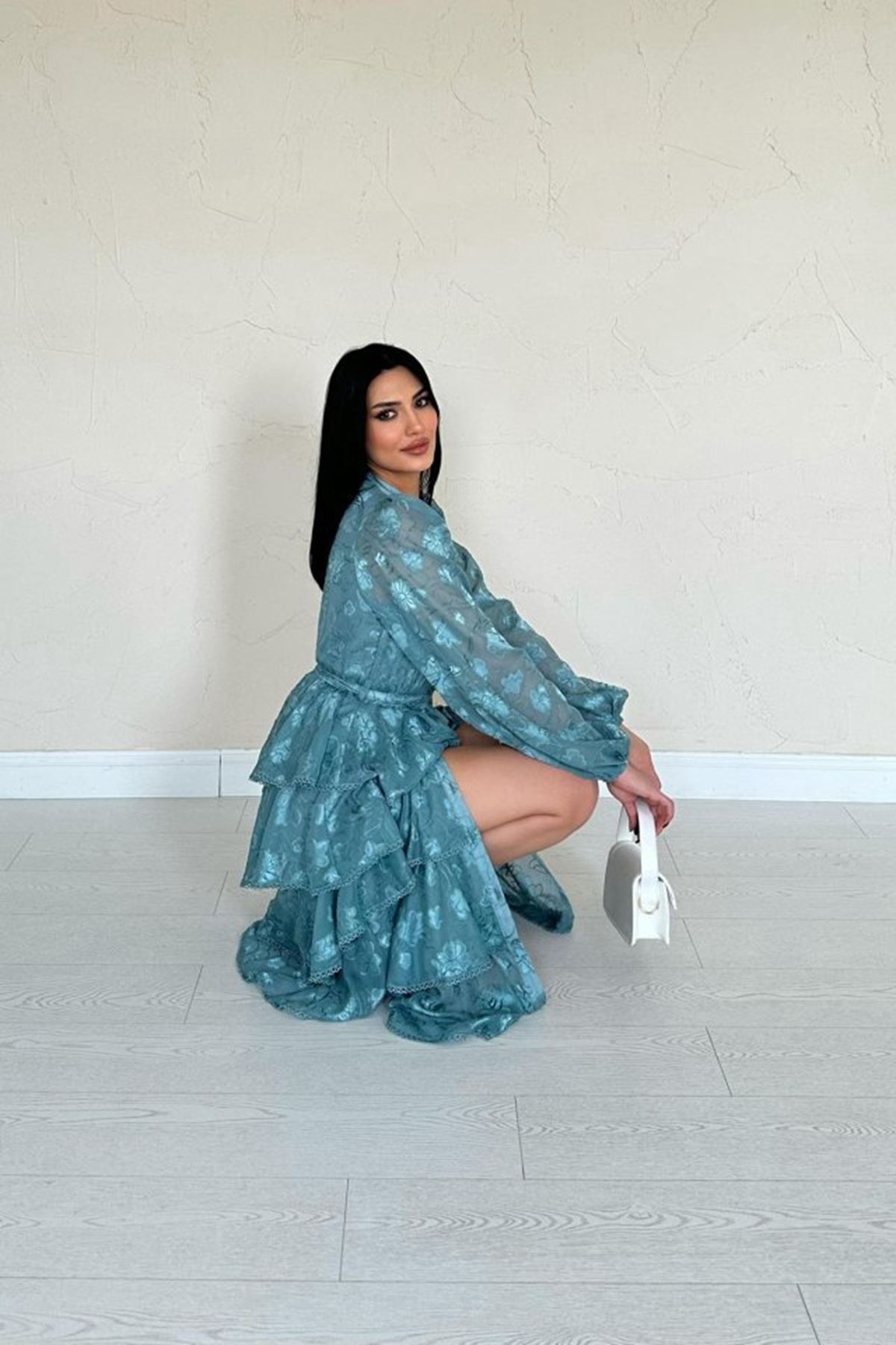 Mint Valonlu Şeritli Kat Kat Elbise