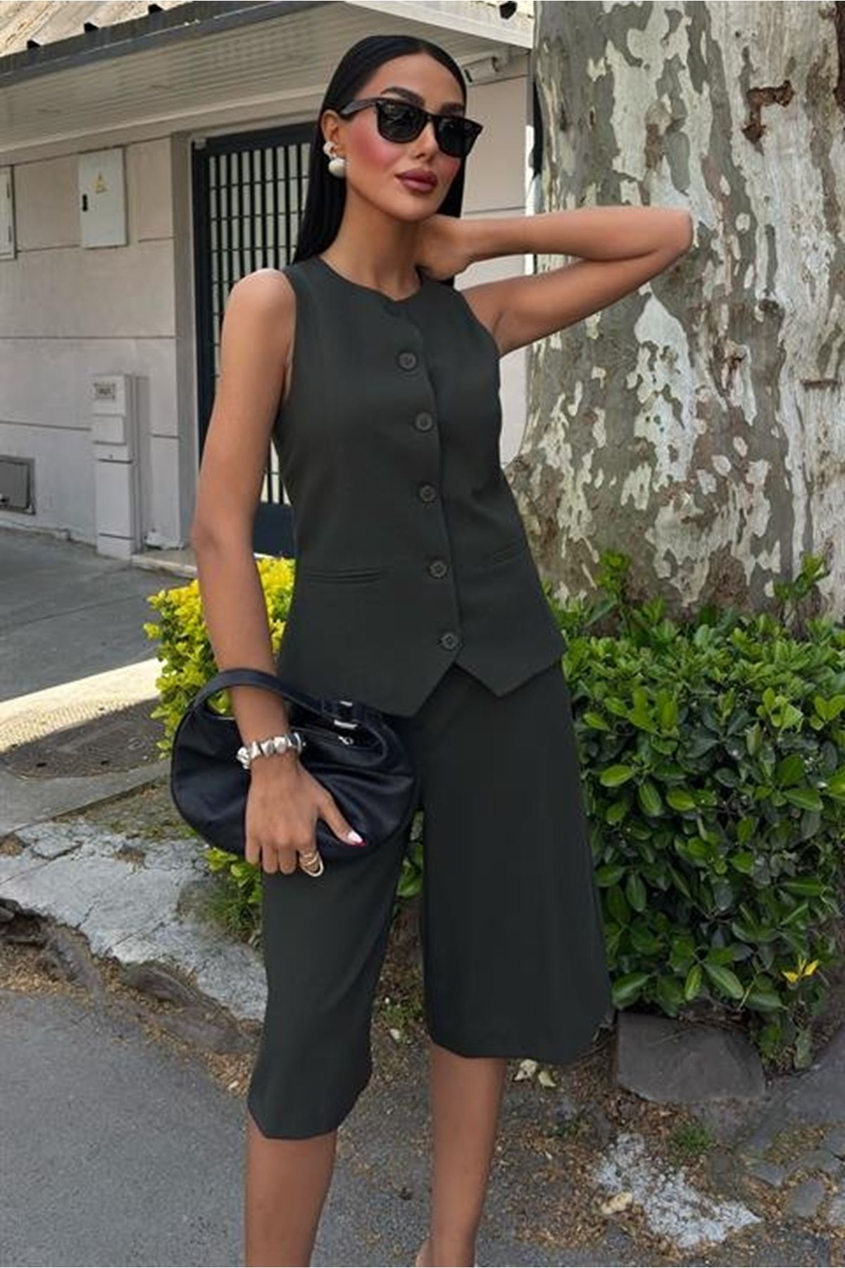 Midi Şortlu Ve Yelekli Viscon Takım 10167